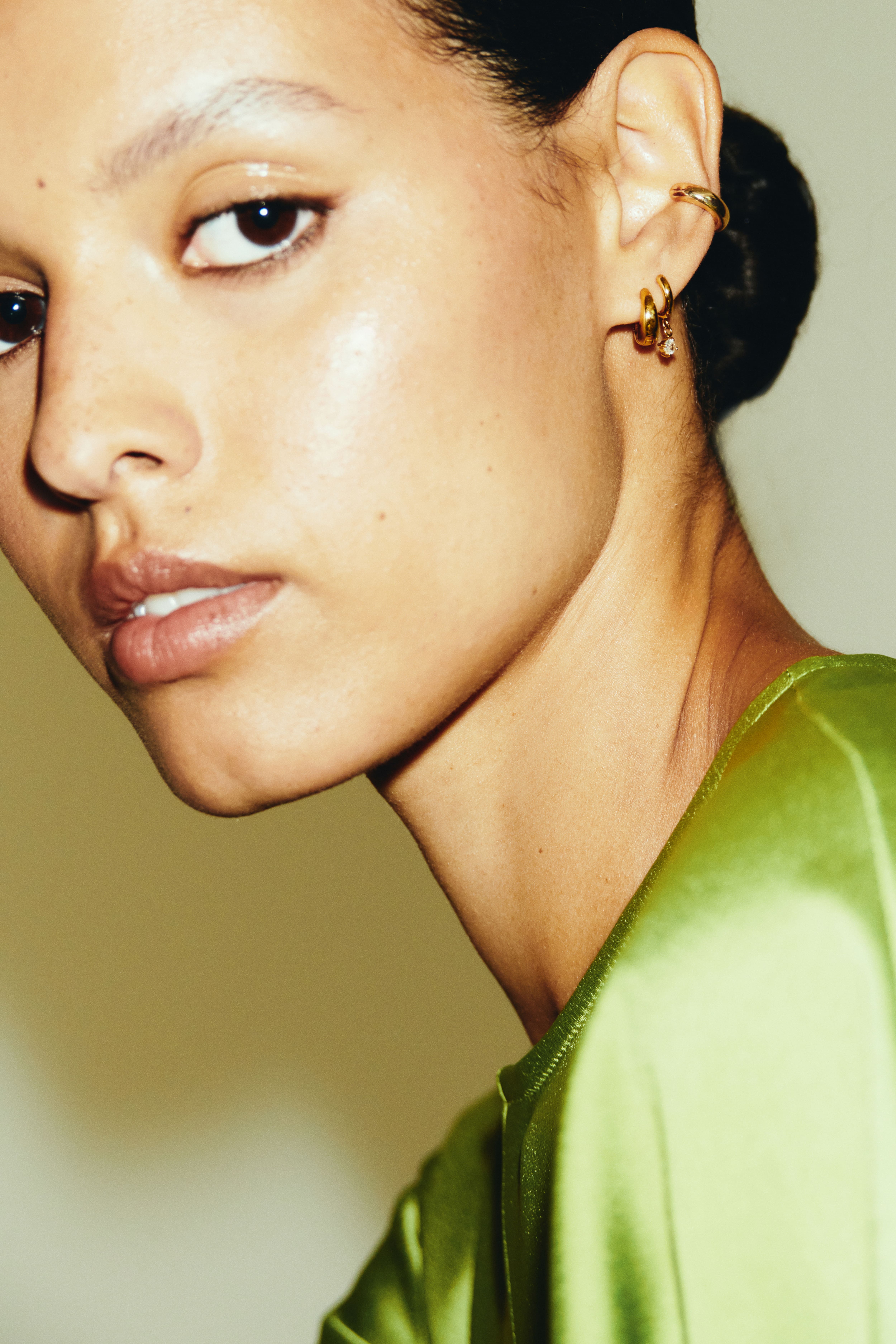 2 Pairs Waterproof Earrings
