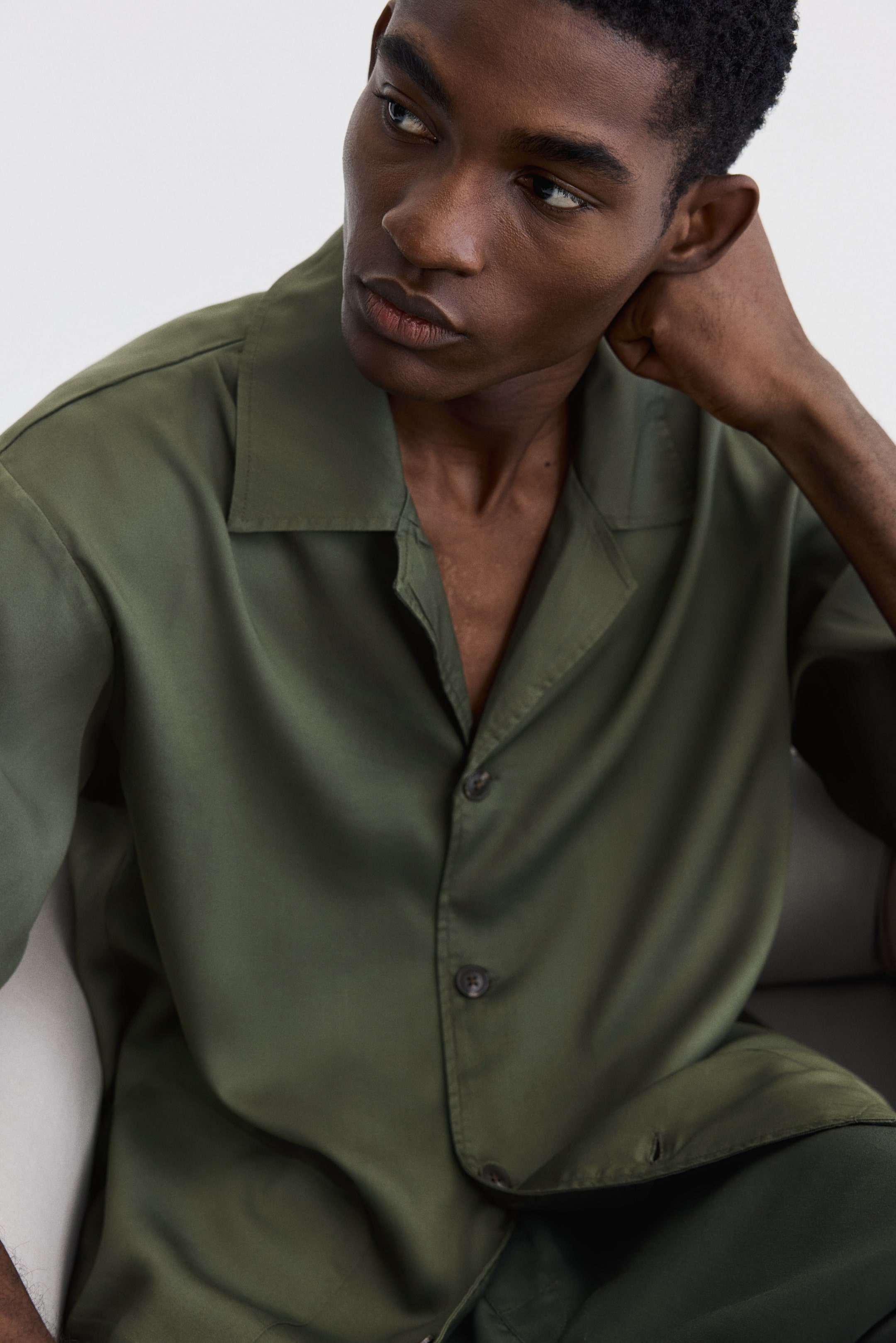 Мужские рубашки H&M Relaxed Fit Resort shirt — фото 3