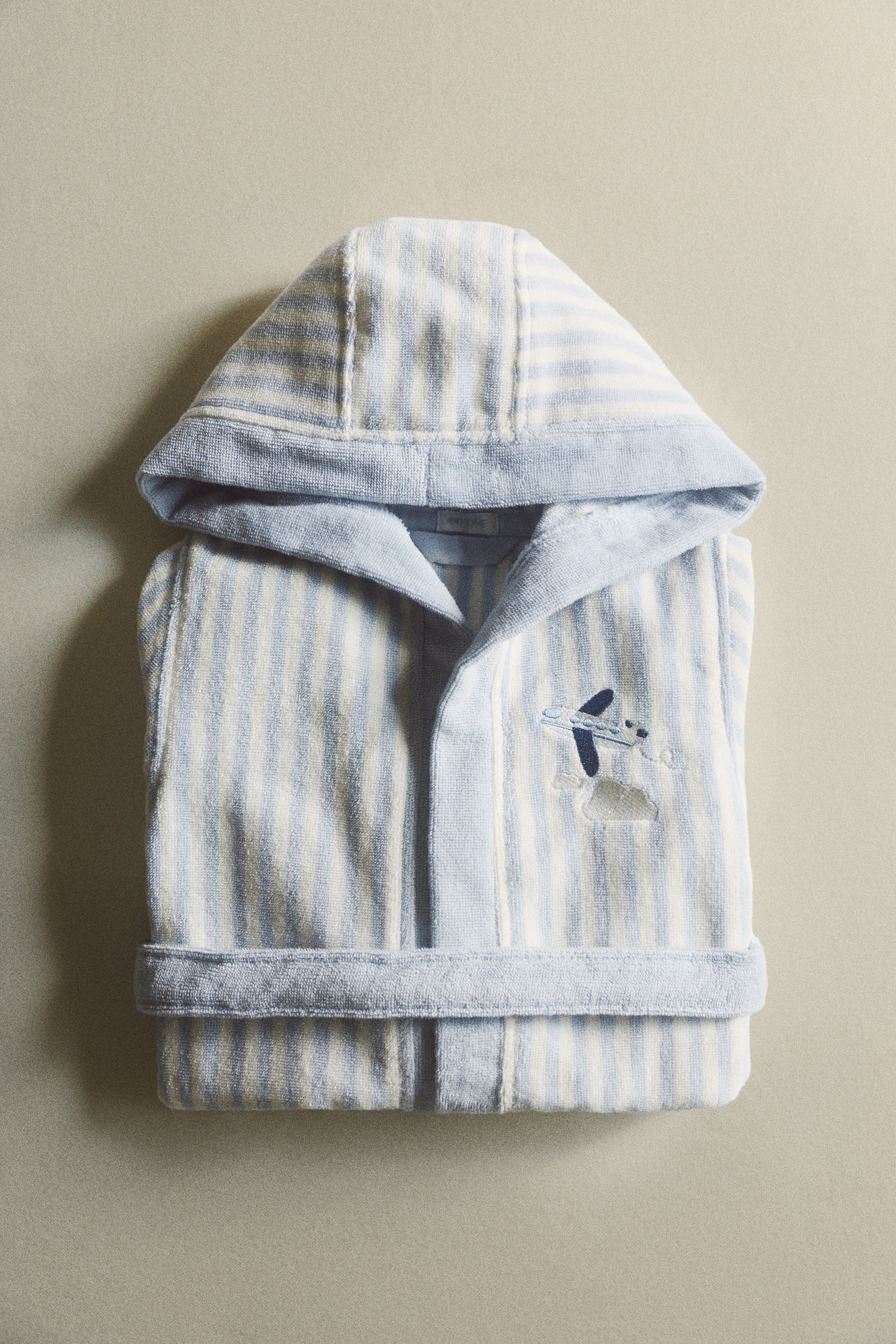 Embroidery-detail dressing gown - Light blue/Aeroplane/Light pink/Cherries