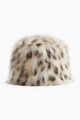 Fluffy-Knit Bucket Hat