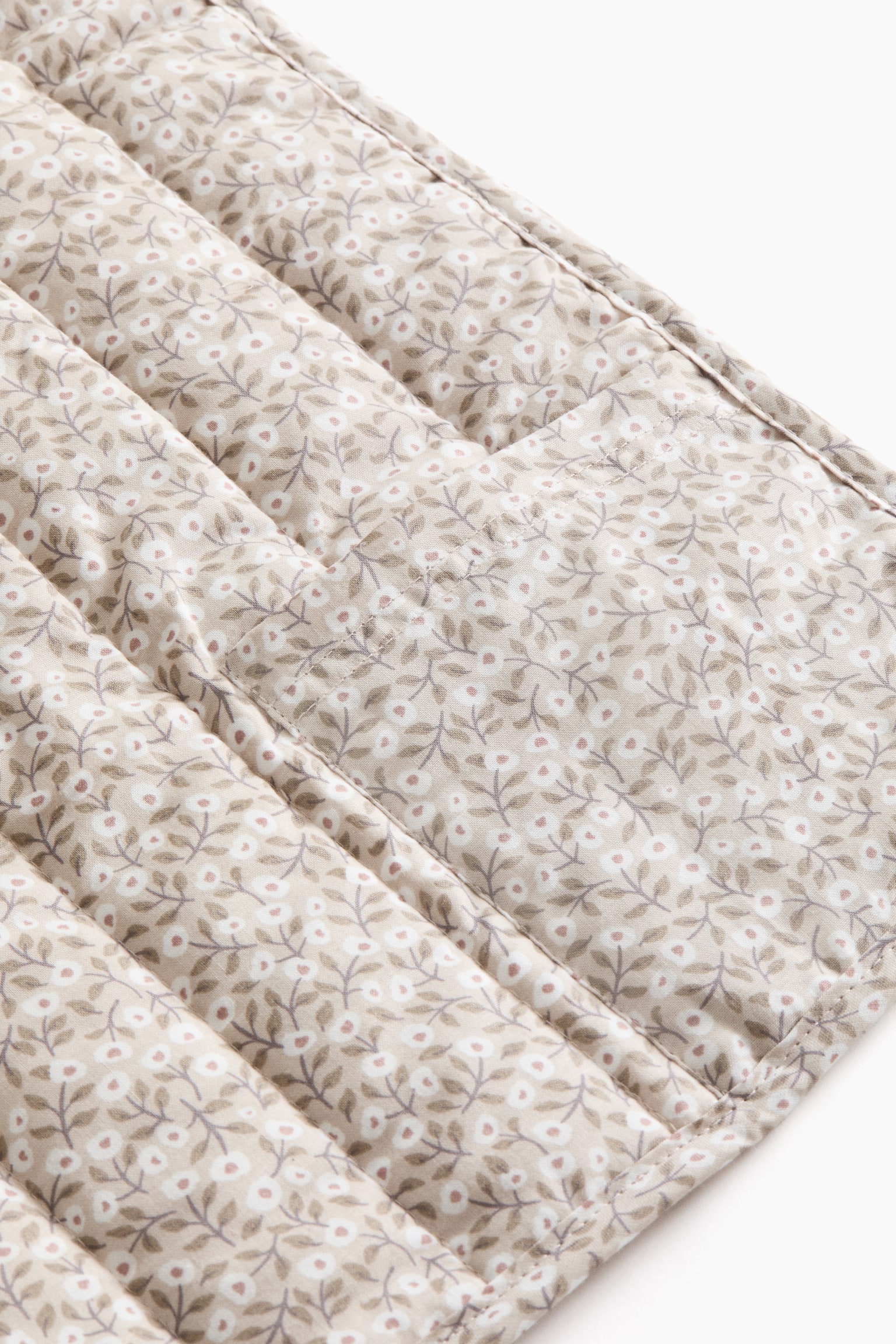 Összehajtható pelenkázó alátét - Bézs/virágos/Natúrfehér/játékmackók/Fehér/csillagok - 4