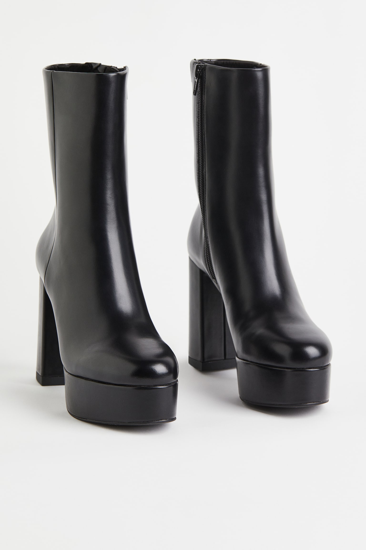 Platform Boots - Black - 4