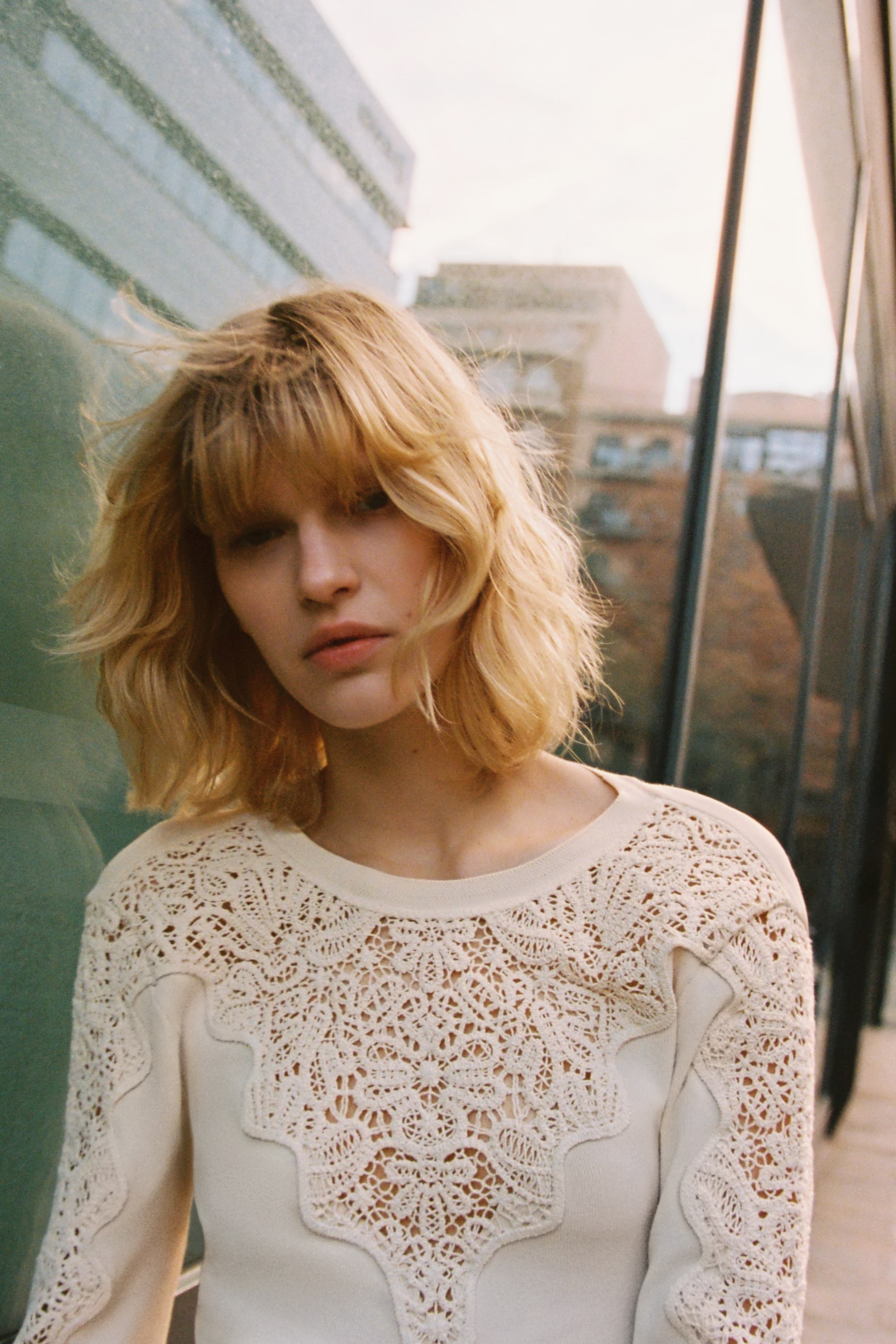 Vis større bilde: Topp med pynt i heklet look - Lys beige - DAME | H&M NO 1