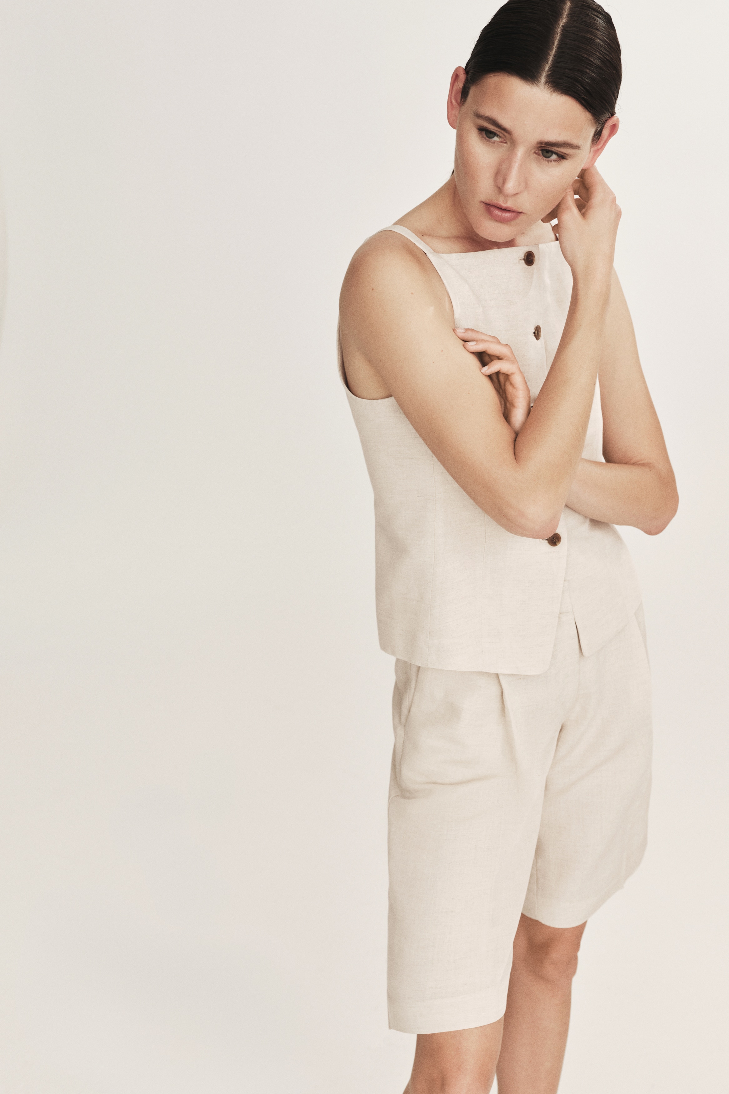 Bermuda shorts-Light beige