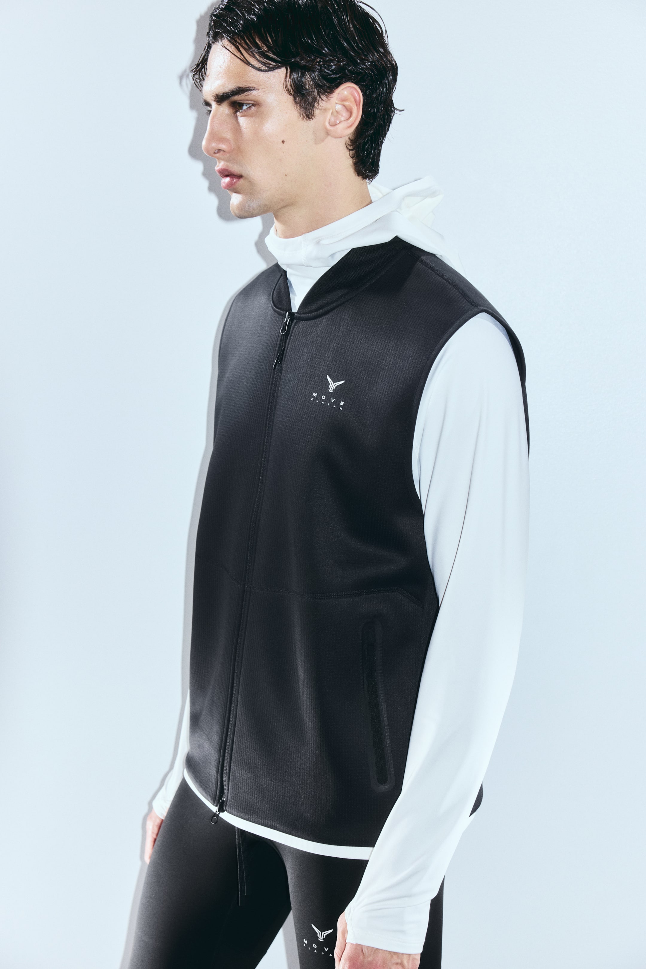 View larger image: Sports Vest with ThermoMove™ - Black/Move Zlatan - Men | H&M CA 5