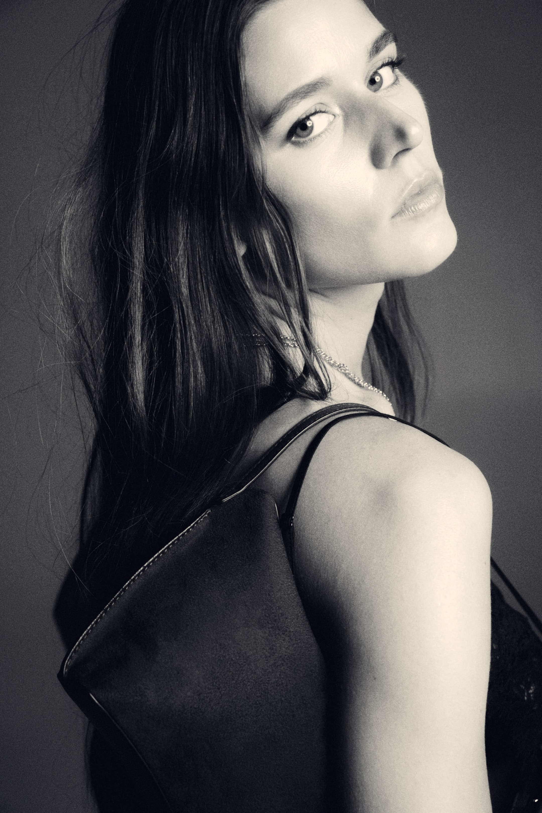 View larger image: Shoulder bag - Burgundy - Ladies | H&M IN 2