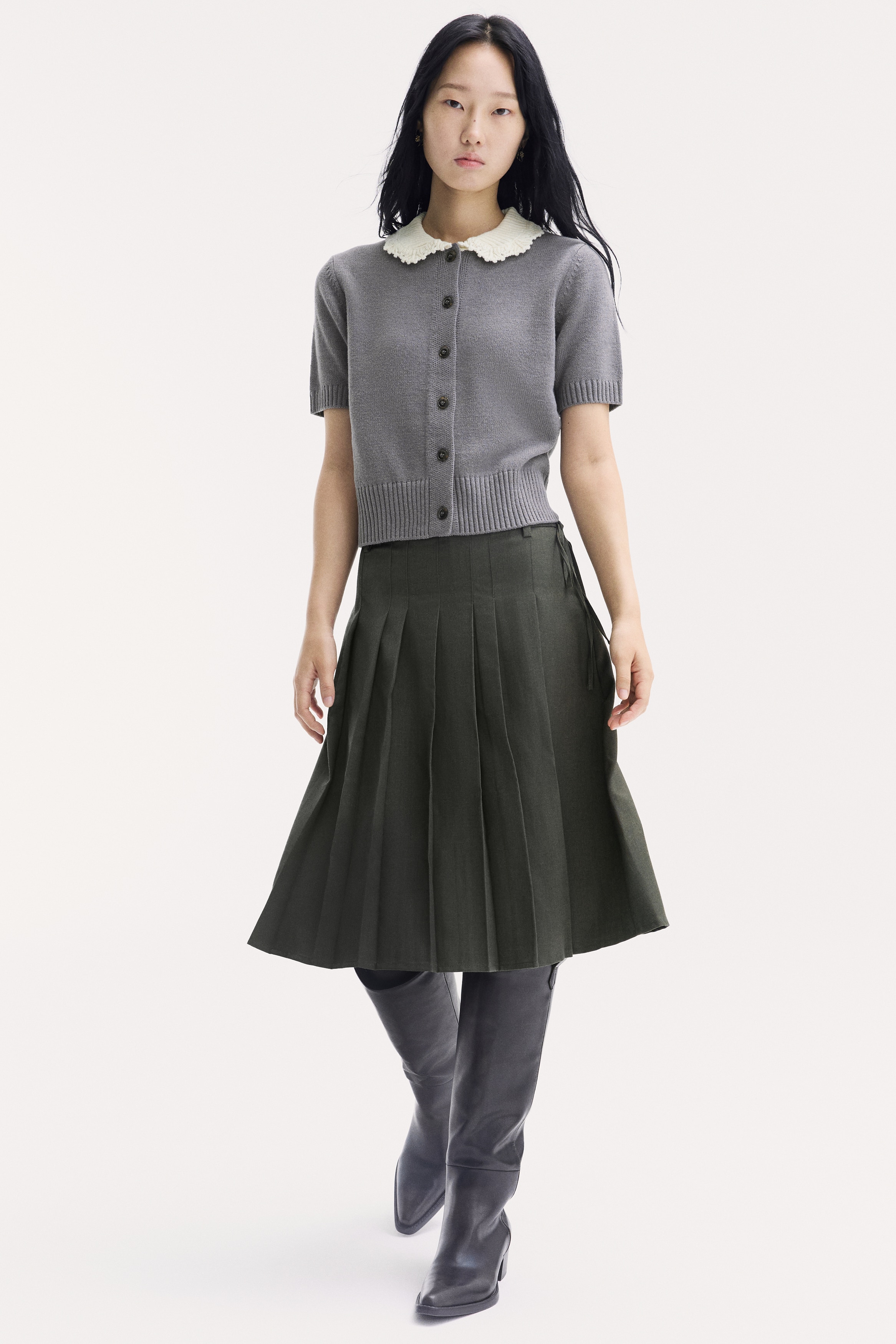 Short-sleeved collared cardigan - Màu xám/Màu be
