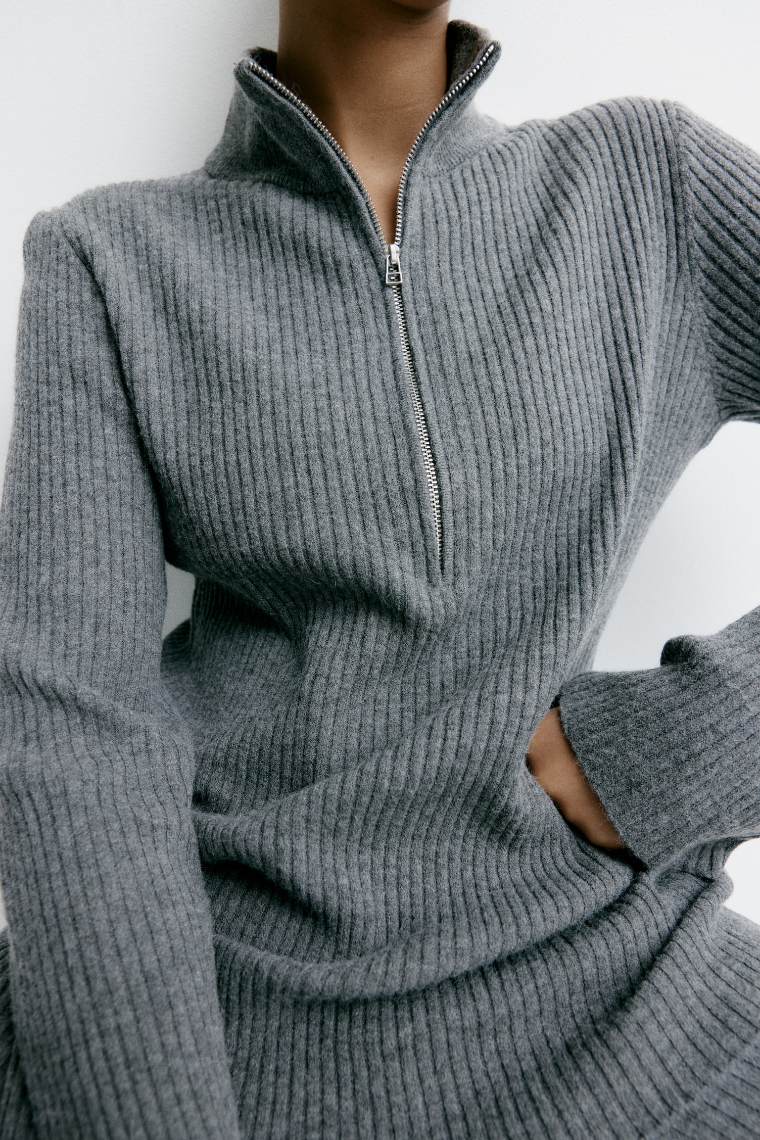 Женский свитер H&M Rib-Knit Half-Zip, цвет: Серый меланжевый — фото 4