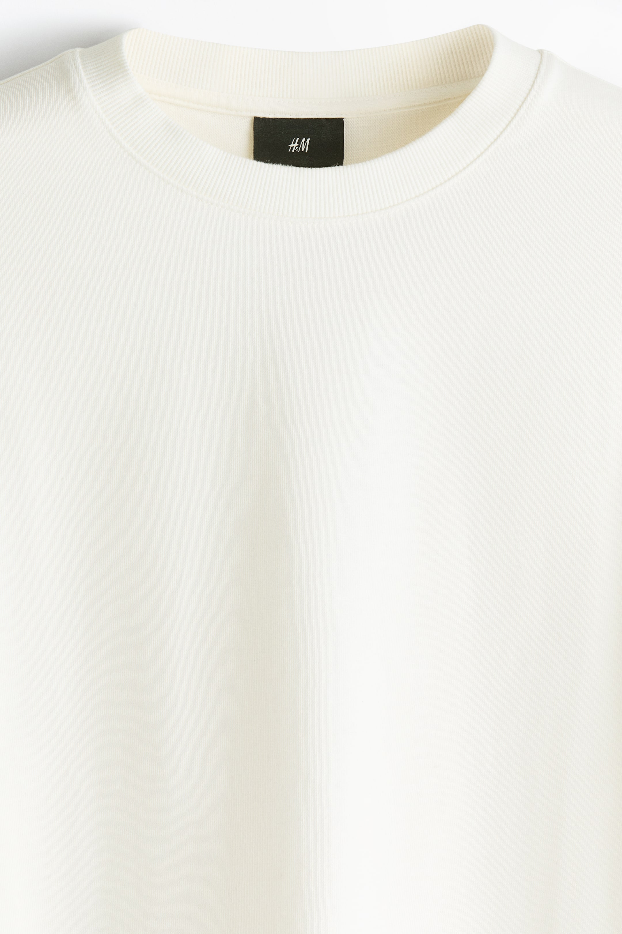 Boxy Relaxed-Fit Long-Sleeved T-Shirt