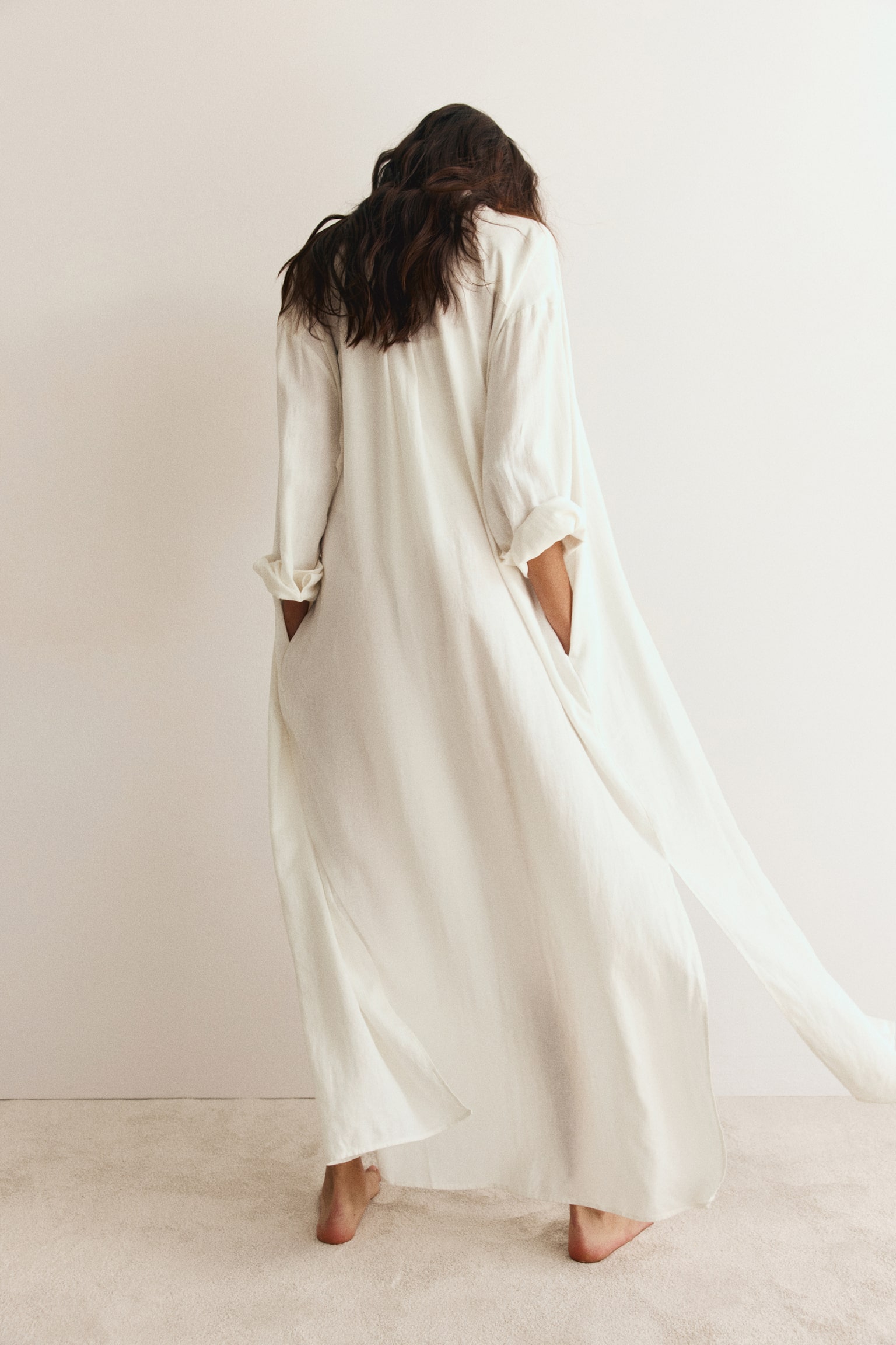 Женское платье H&M Linen-Blend Shirt Dress, цвет: Белый — фото 6