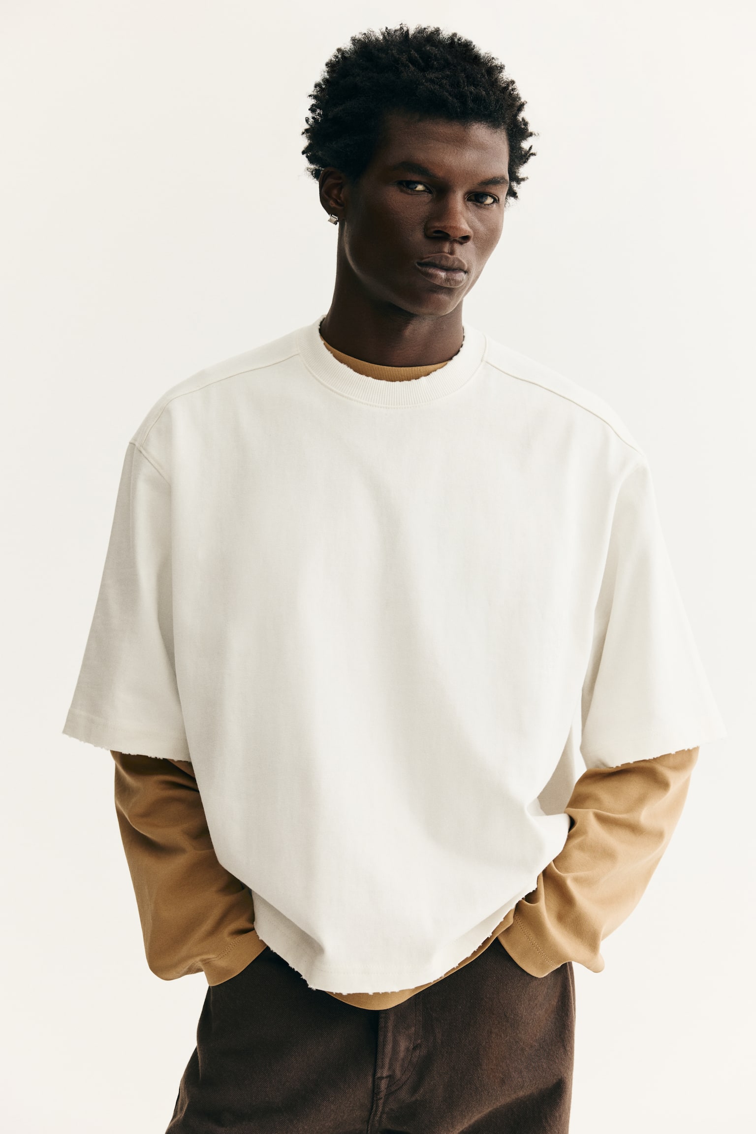 Playera corta Oversized Fit - Crema/Worldwide - 5