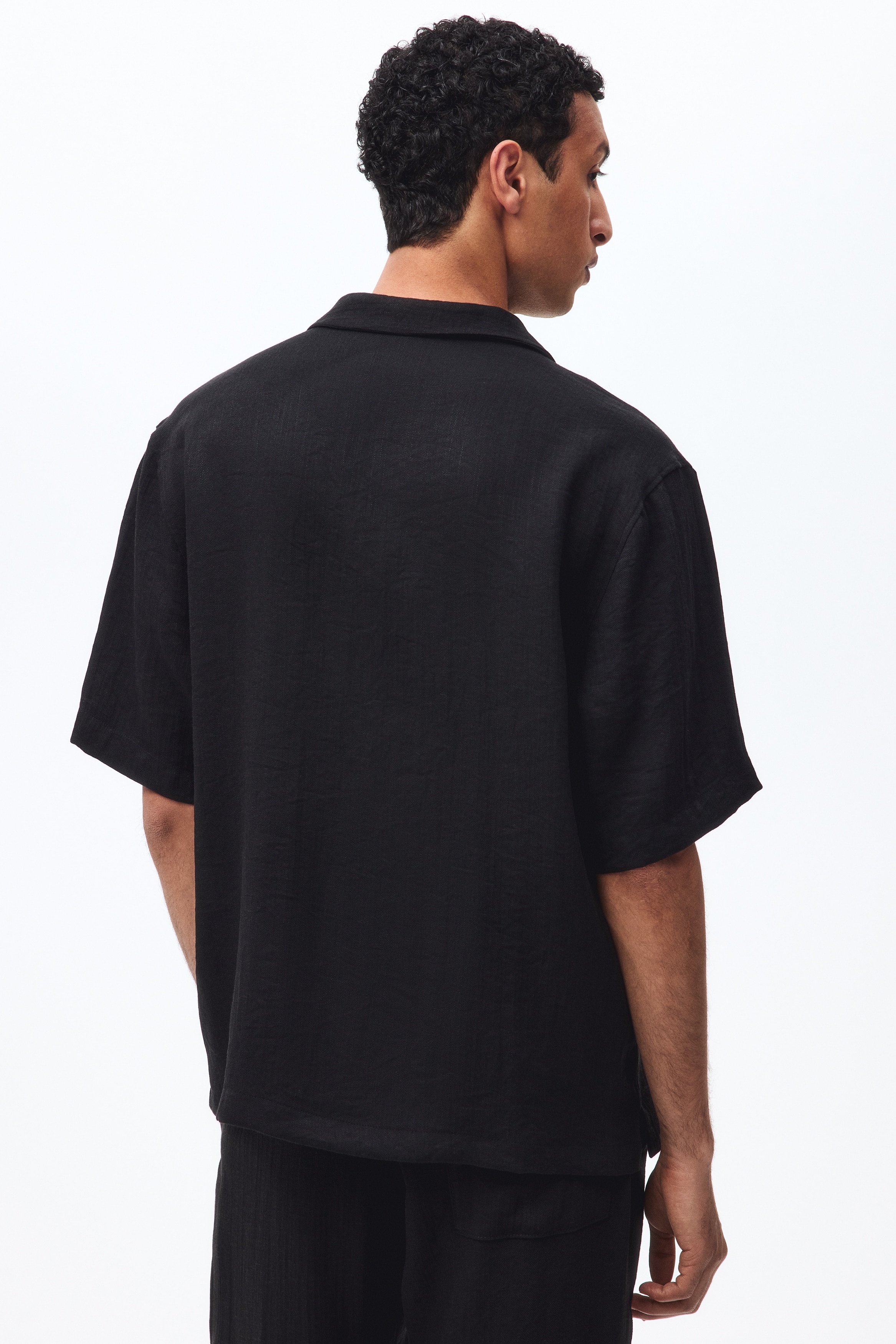 Black Shirts for Men | Button-Up, Linen & Dress Shirts | H&M US