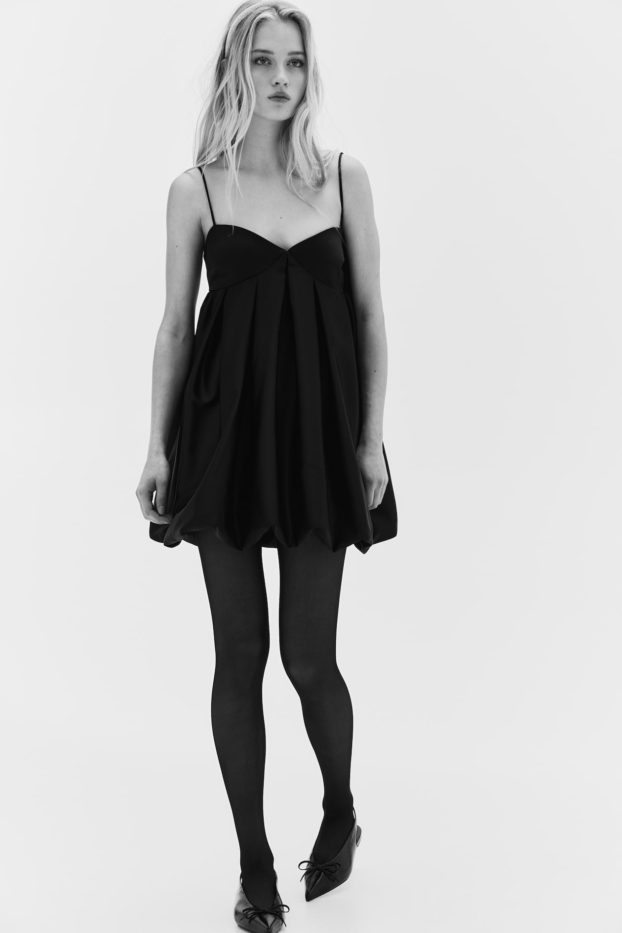 Women's Black Pleated Bubble-Hem Dress H&M CA