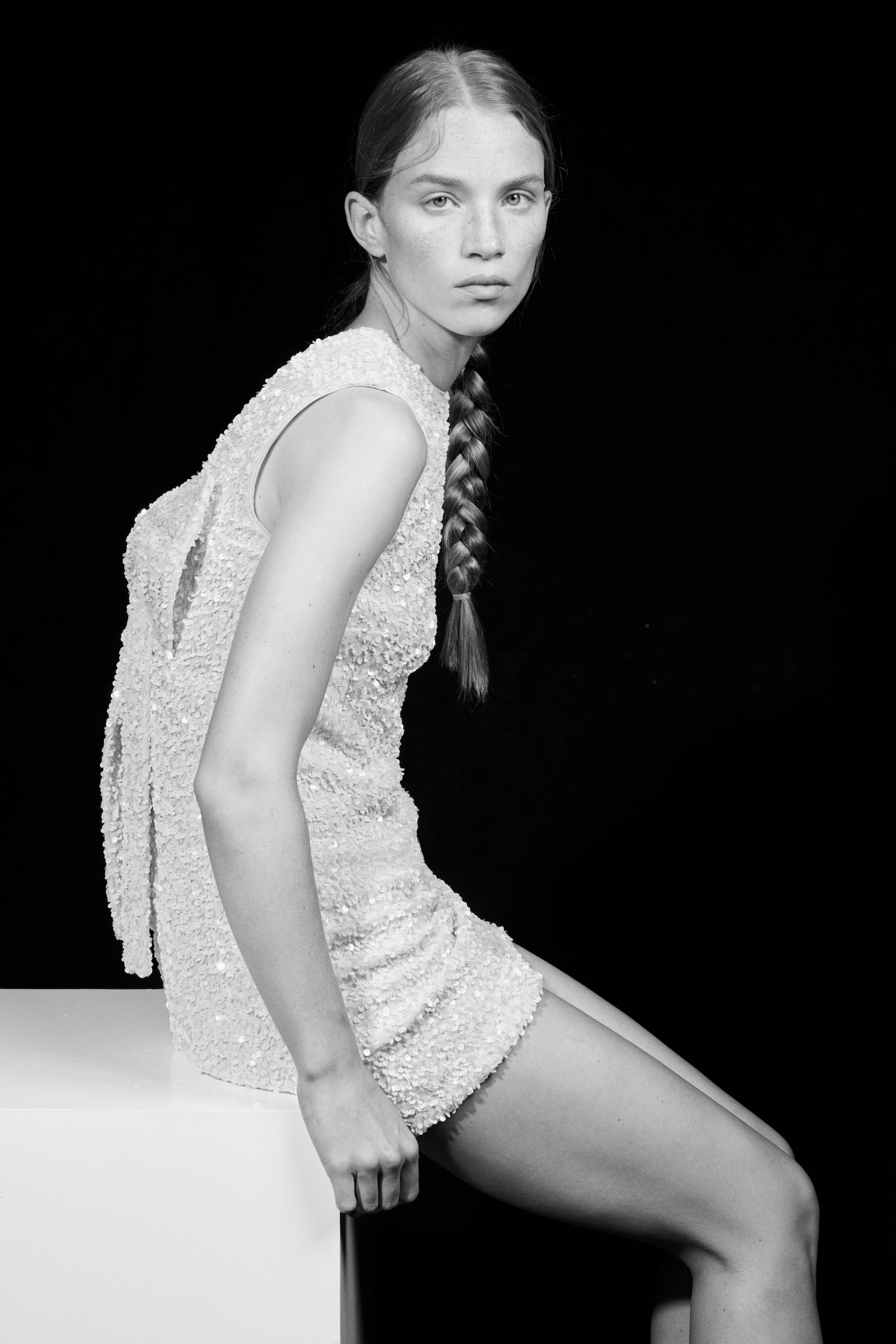 Bow-detail sequined dress - Hvit/Mørk brun