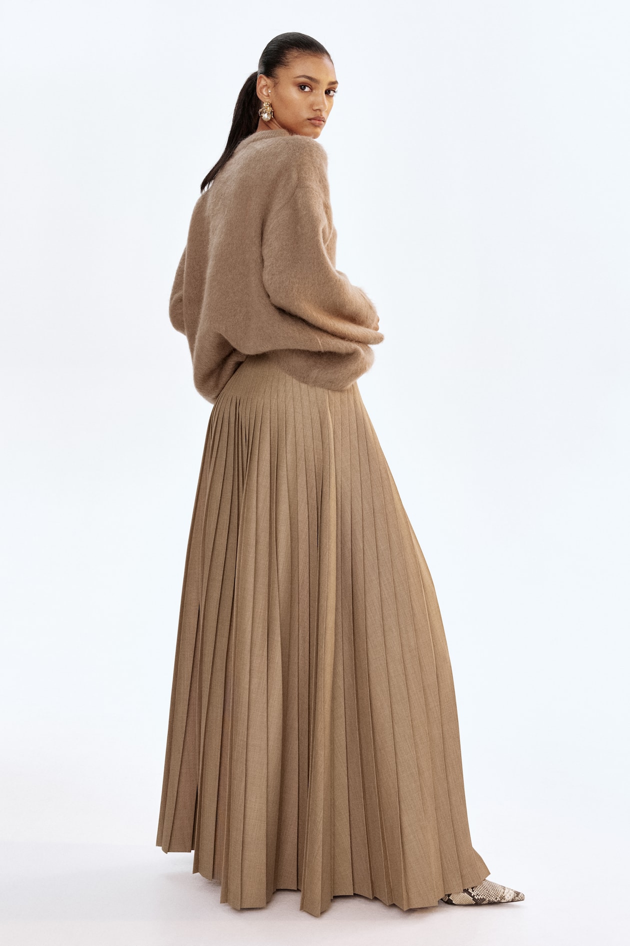 Oversized Mohair-Blend Sweater - image 5
