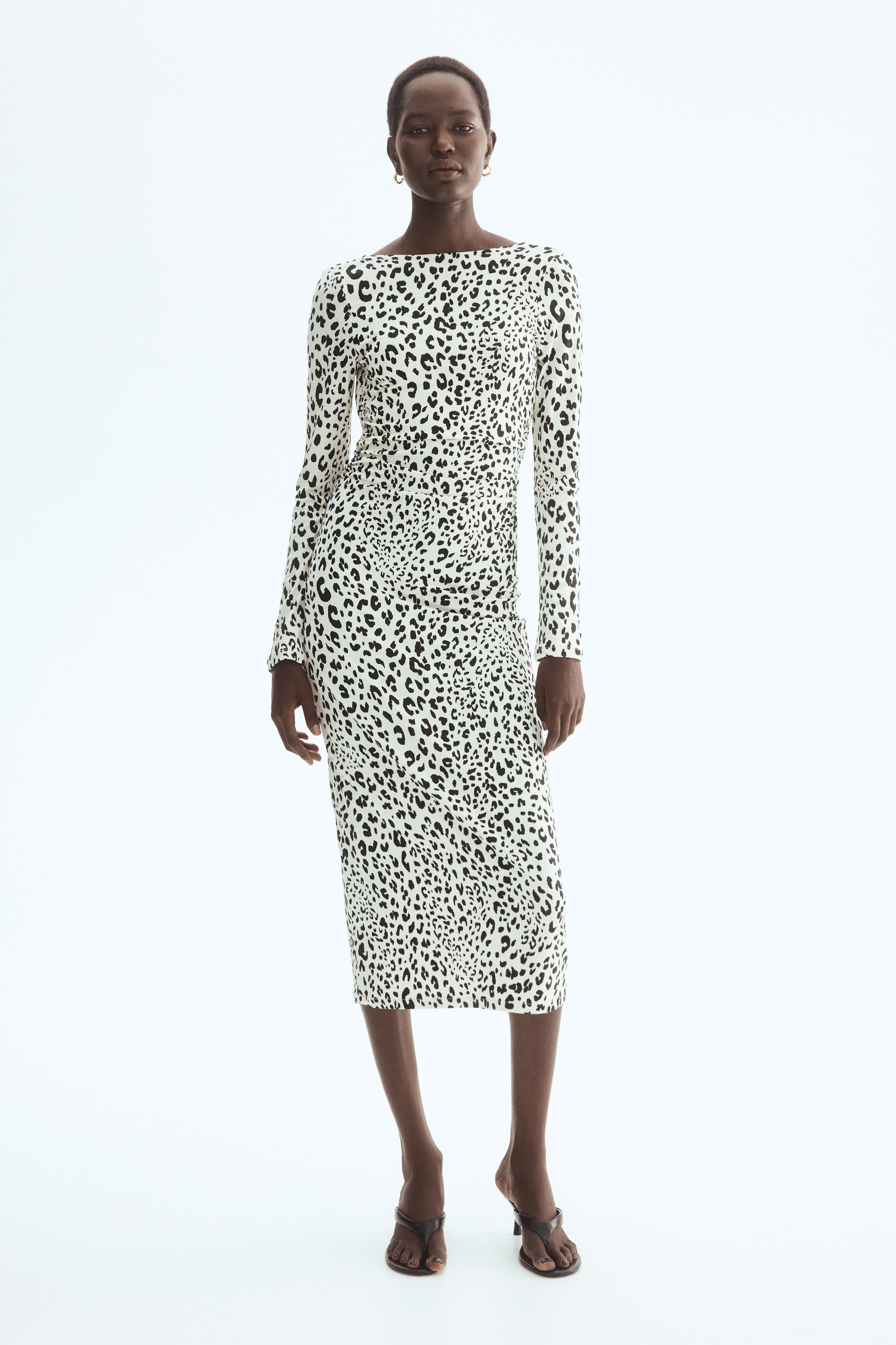 Kjole i trikot med åpen rygg - Cream/Leopardtrykk