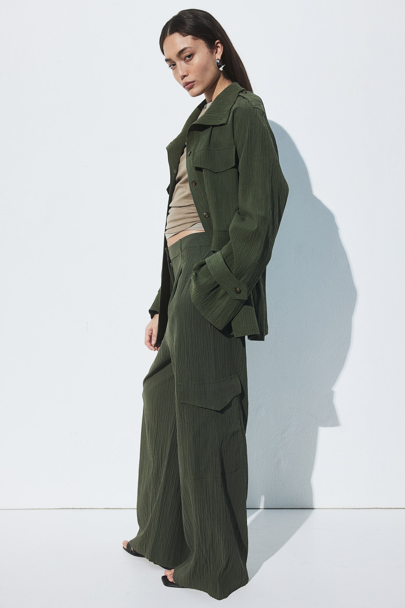 Textured-weave cargo trousers - Dark green - 1