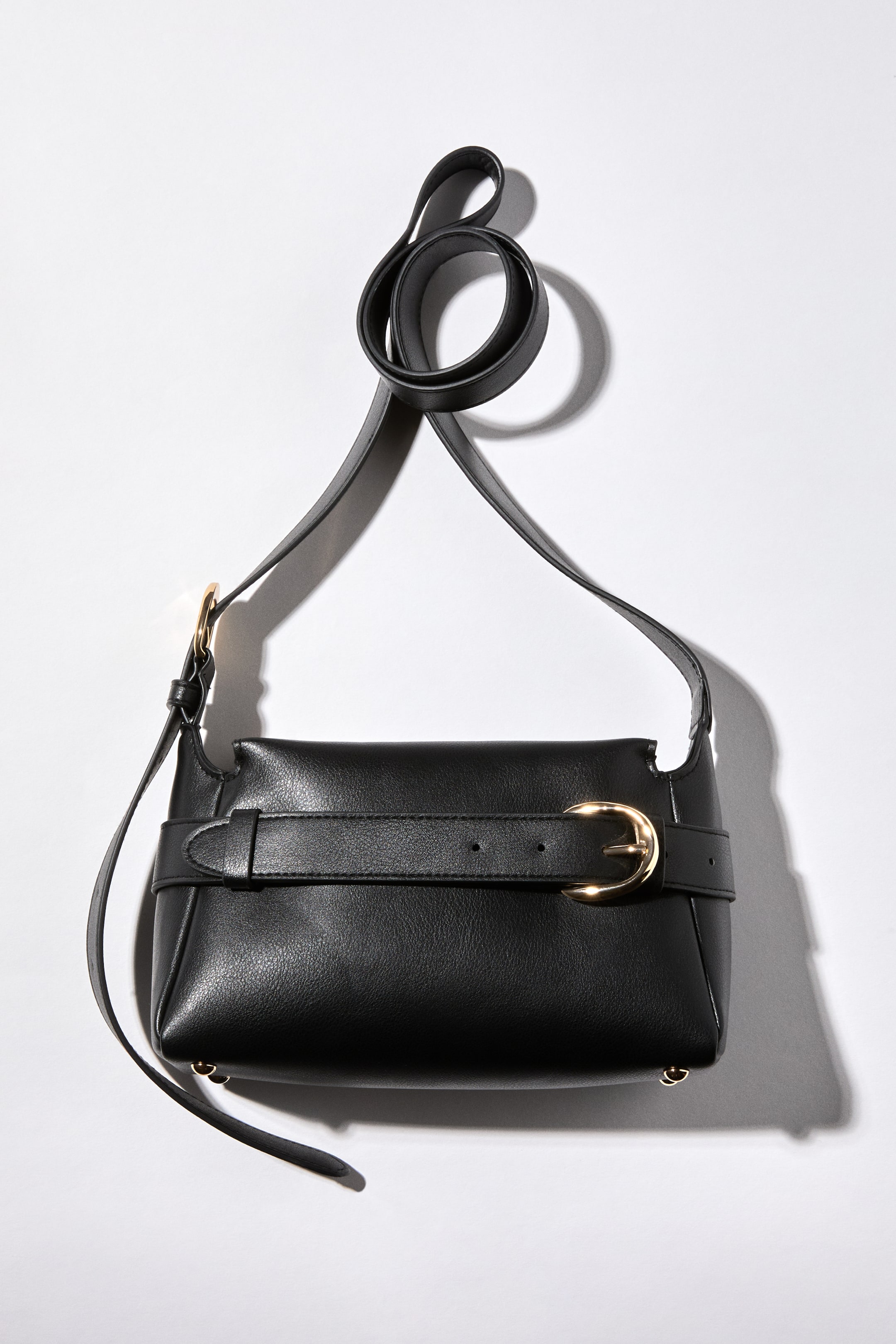 Se større billede: Crossbody-taske med remdetalje - Sort - DAME | H&M DK 1