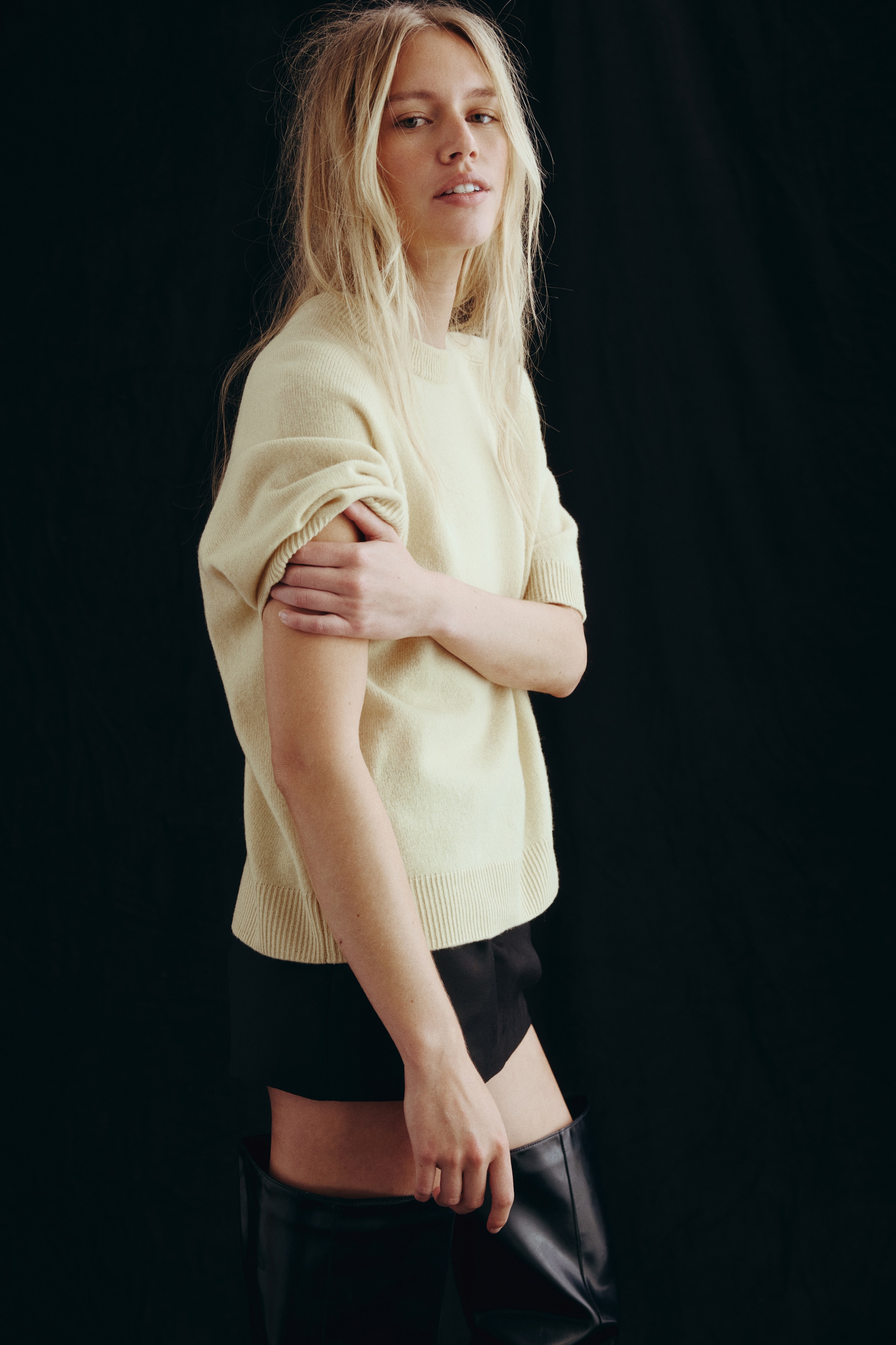 Femme - T-shirt oversize en laine Jaune pâle - Size: S  - H&M