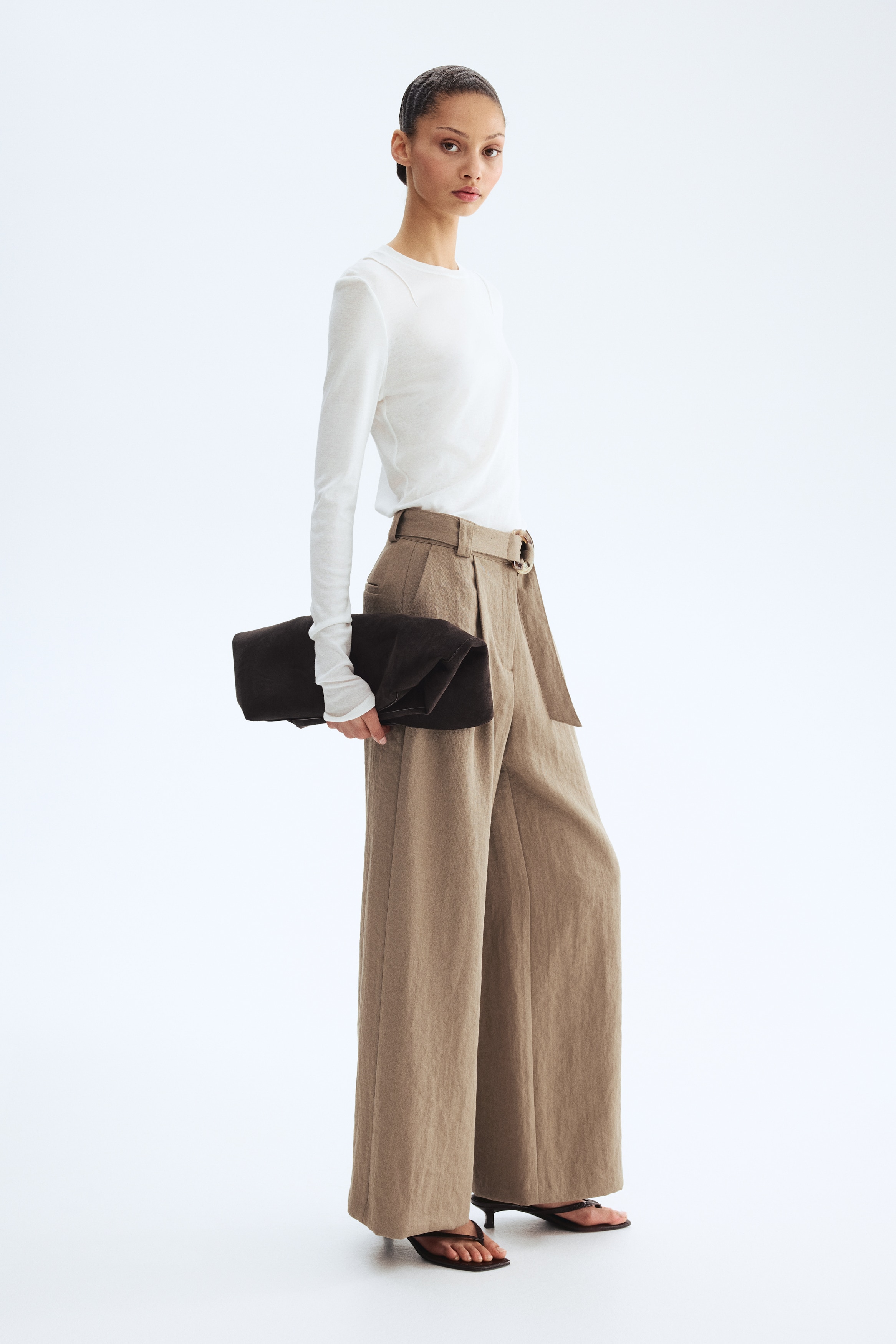 Wide belted trousers - Donkertaupe/Lichtbeige
