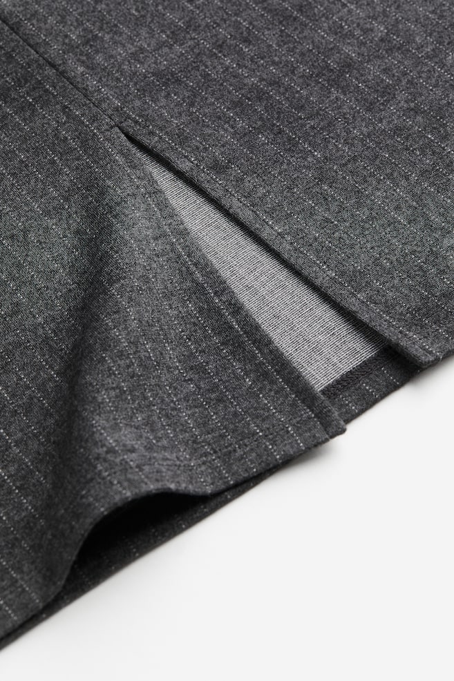 Slit-hem skirt - Dark grey/Pinstriped/Black/Black/Pinstriped - 6