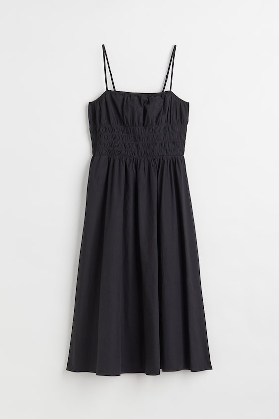 Smock-waisted dress - Sleeveless - Midi - Black - Ladies | H&M GB