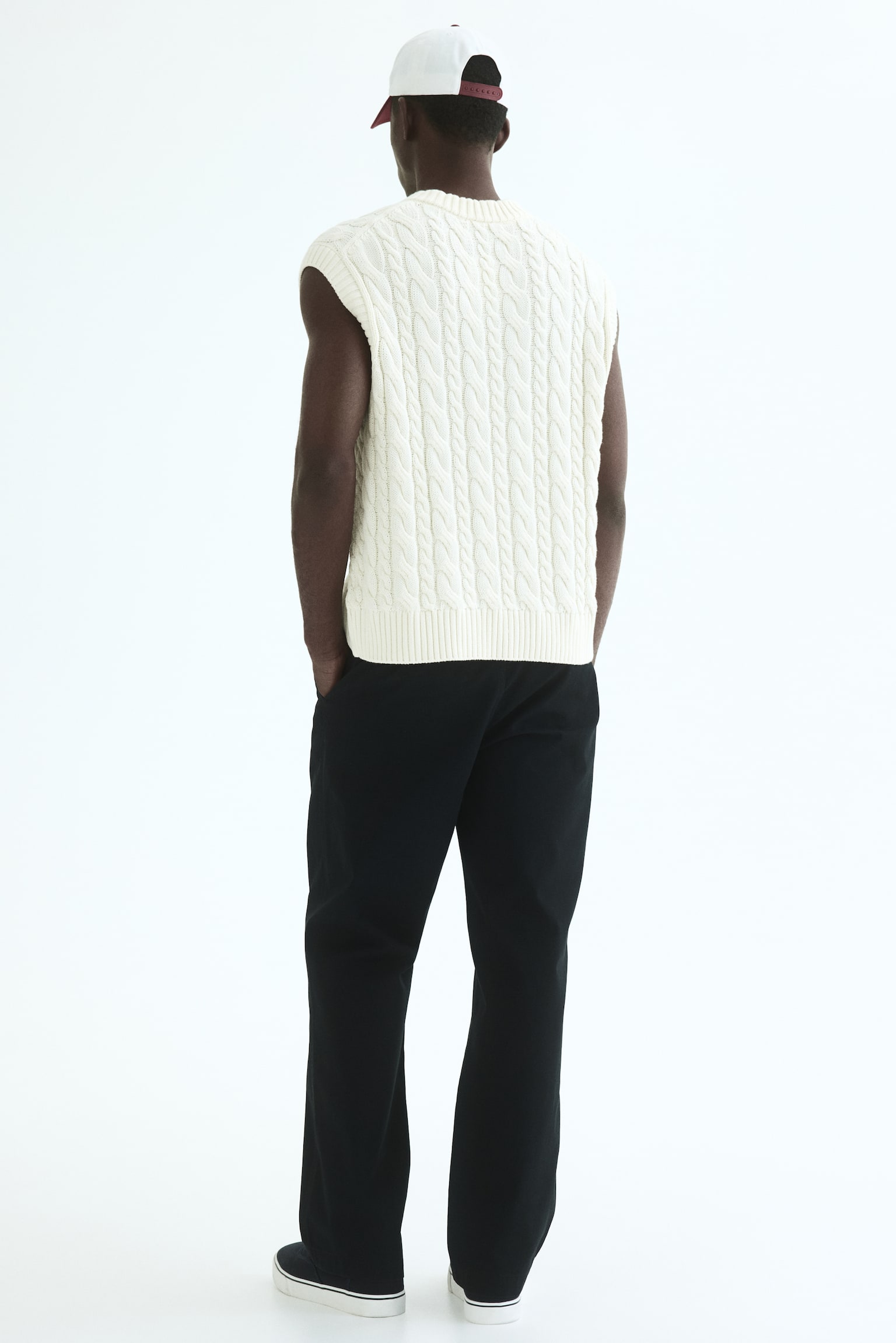 Мужские брюки H&M Relaxed-Fit Cotton Chinos, цвет: Чёрный — фото 6