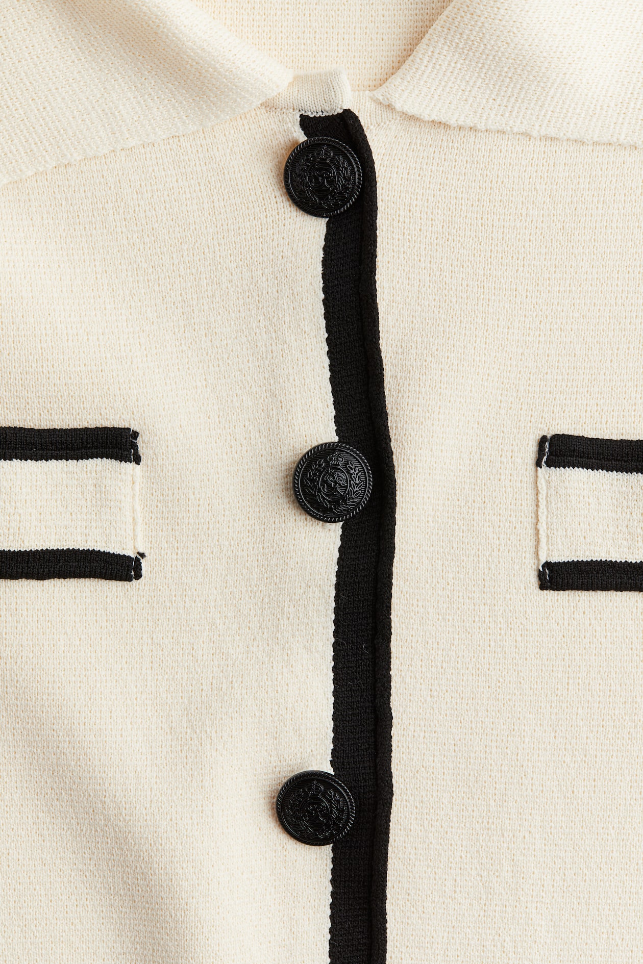 Fine-knit Cardigan with Collar - image 2