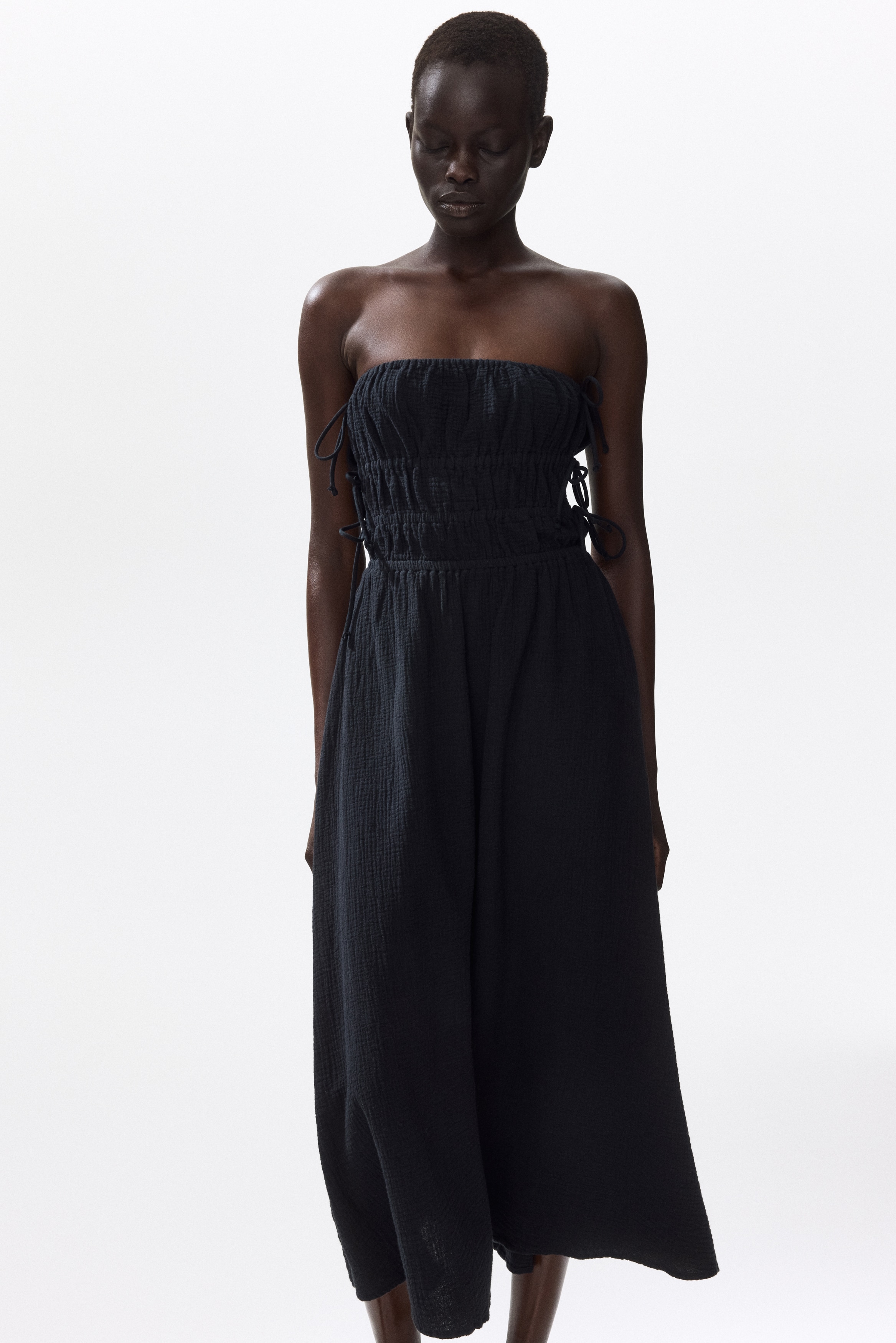 Strapless Dresses | Bandeau & Halter Neck | H&M CA Strapless Dresses | Bandeau & Halter Neck | H&M CA