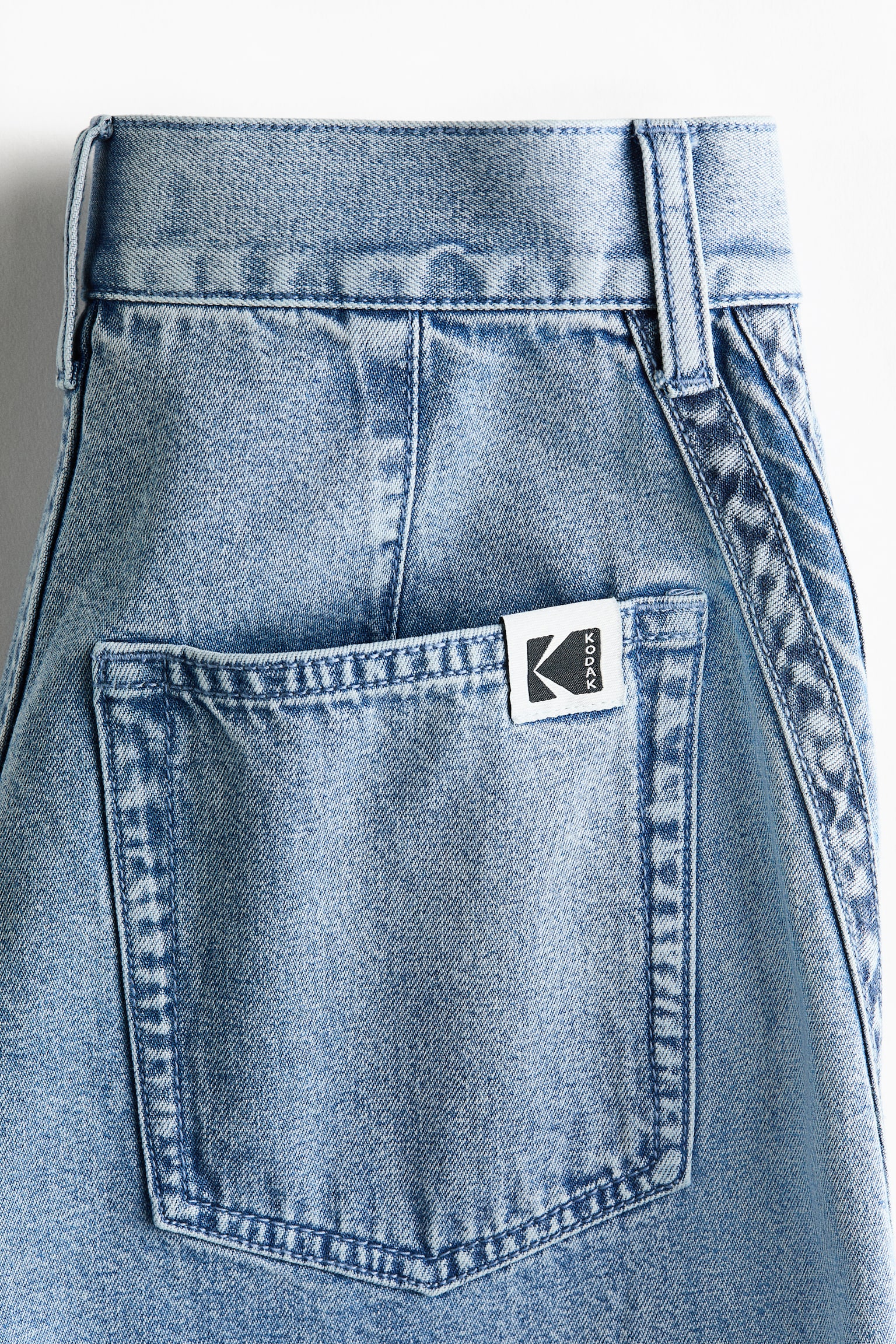 Straight Regular Waist Jeans - Light denim blue/Kodak - 7