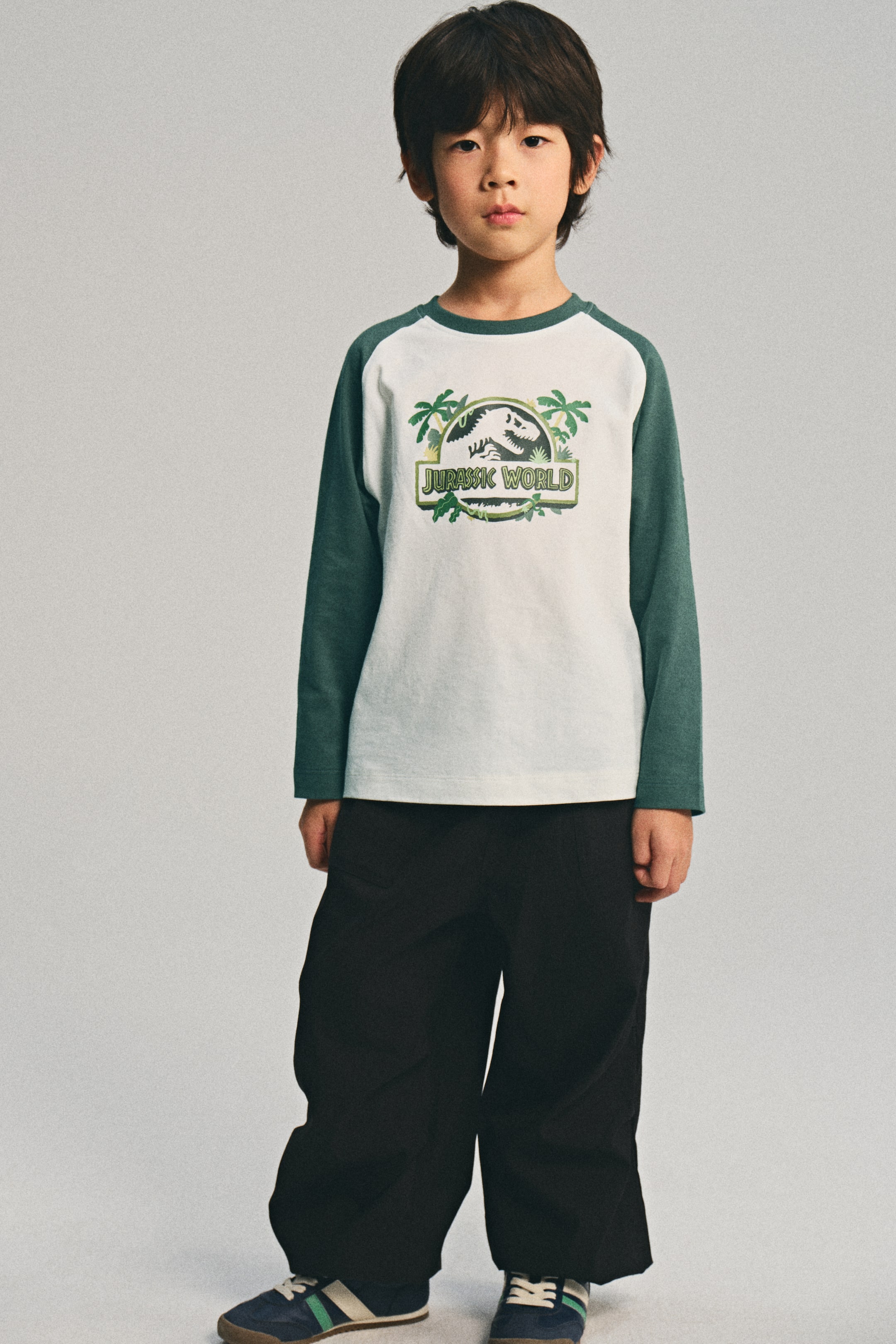 이미지 확대 보기: 프린트 롱 슬리브 티셔츠 - 그린/쥬라기 월드 - Kids | H&M KR 1