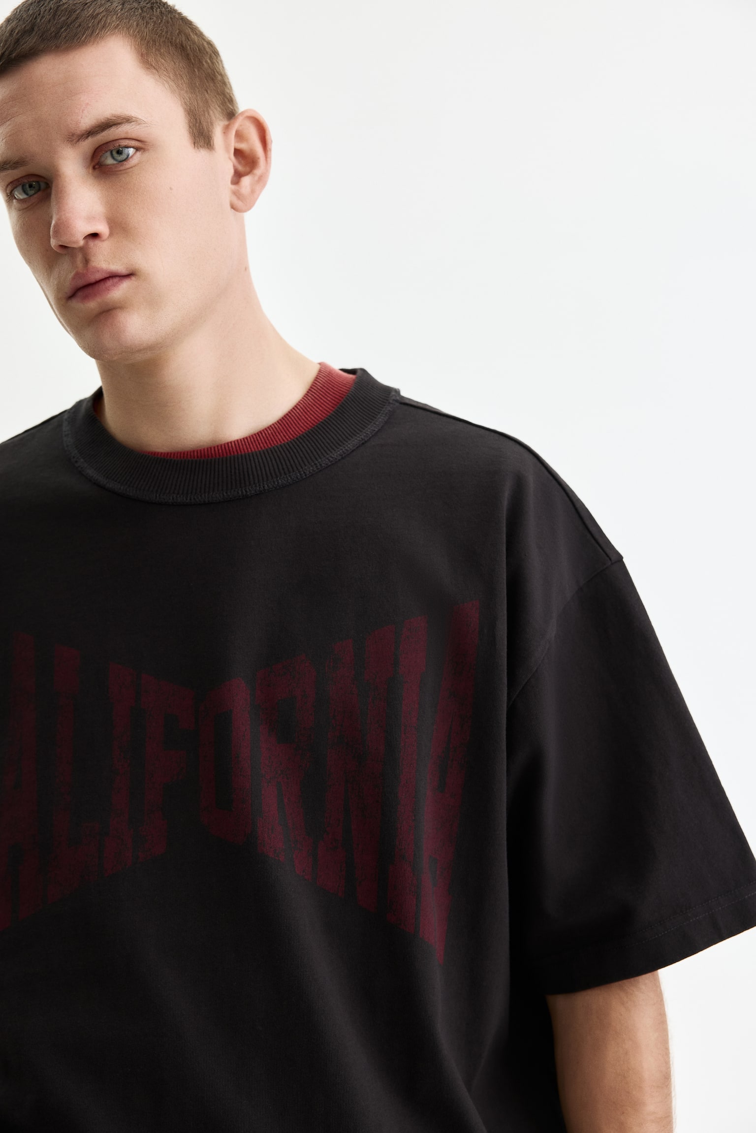 Playera Loose Fit con diseño - Café oscuro/California/Blanco/California/Azul tenue claro/Red/California/Rojo/Sunset/Gris oscuro/Rodeo Sunset/Gris claro/Not for Ceremony/Blanco/Golden/Negro/Workwear - 7