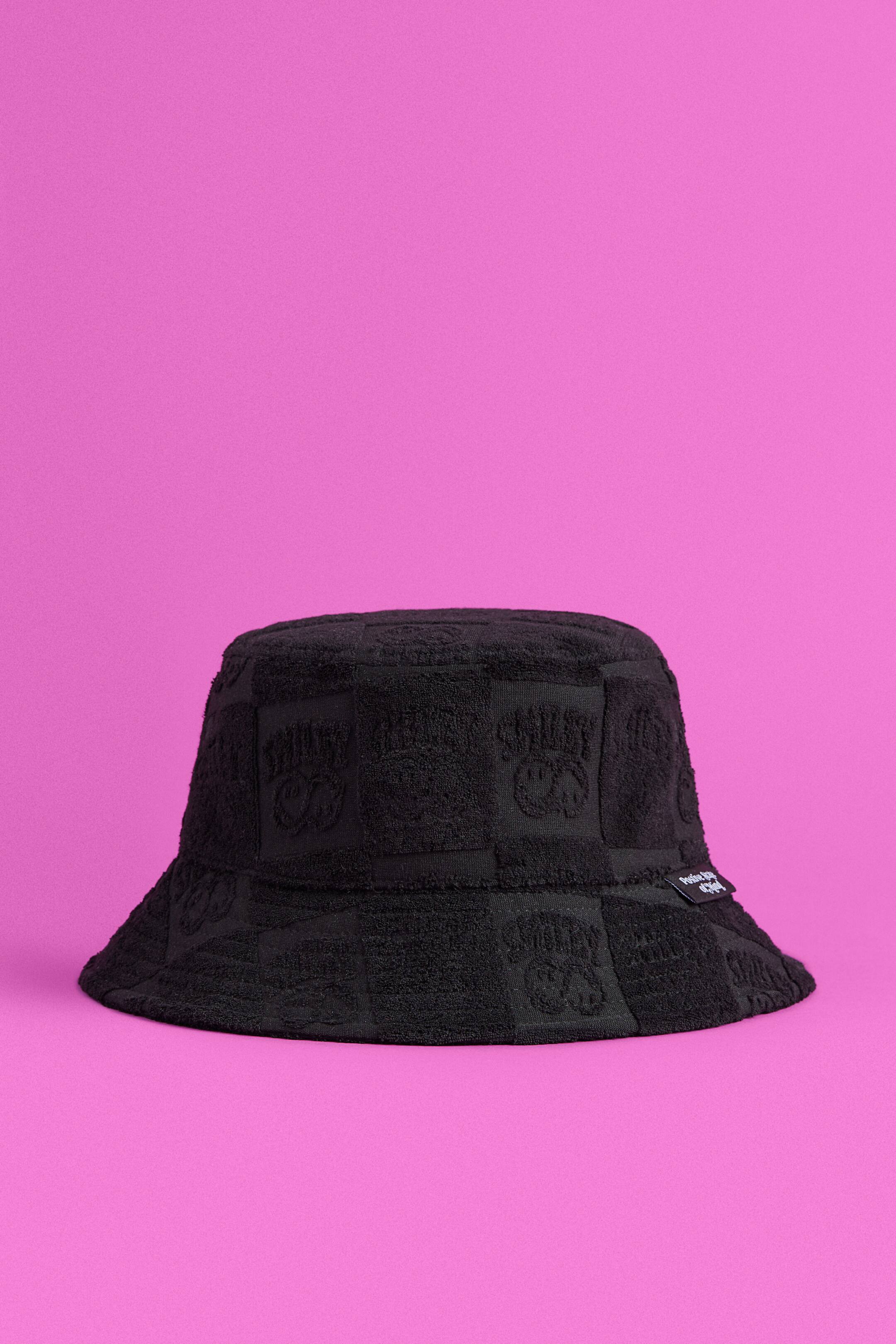 View larger image: Terry bucket hat - Black/Smiley® - Men | H&M 1