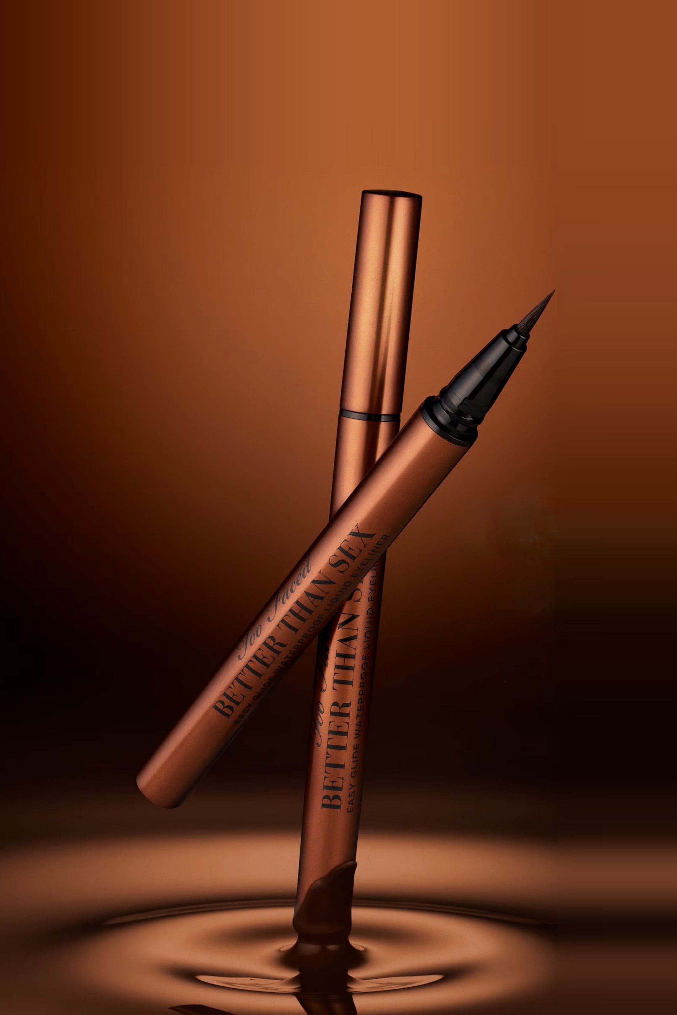 Vis større bilde: Better Than Sex Easy Glide Wp Liquid Eyeliner - Chocolate - Too Faced - Beauty all | H&M NO 5