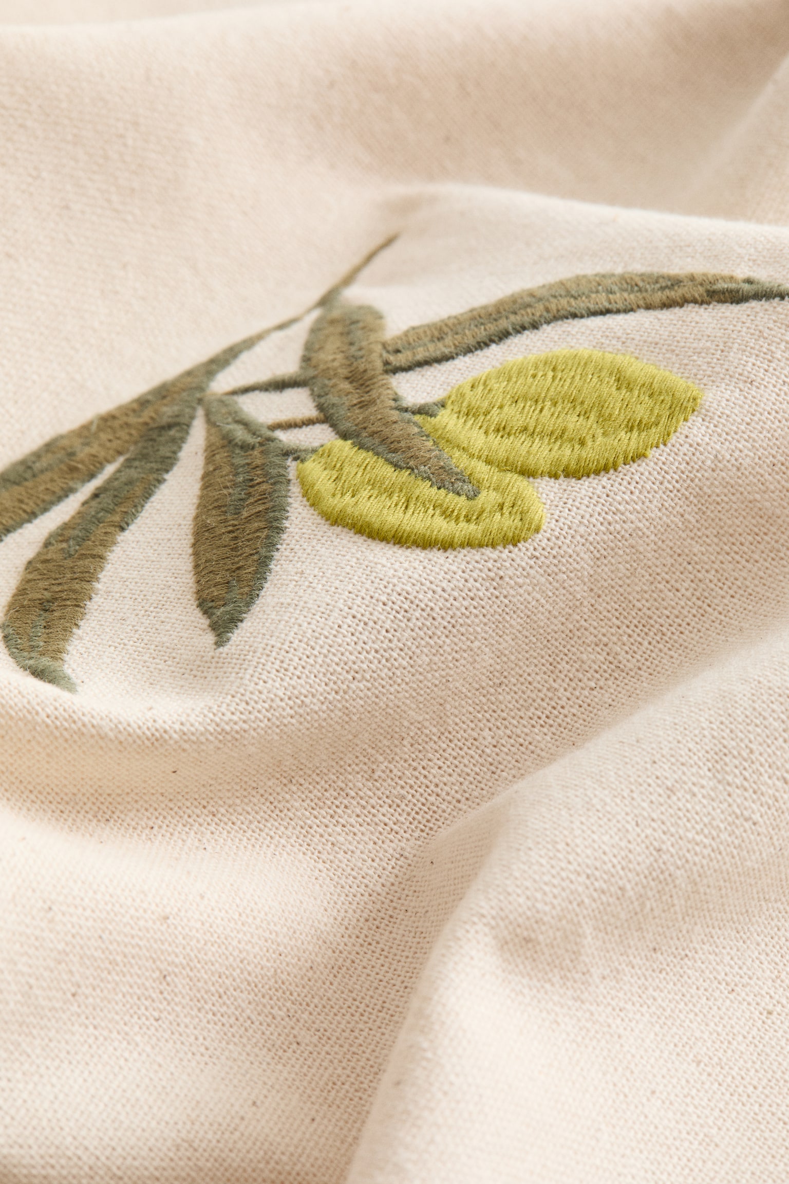 Embroidery-motif cotton cushion cover - Light beige/Olives/Light beige/Orange/Light beige/Lemons - 3