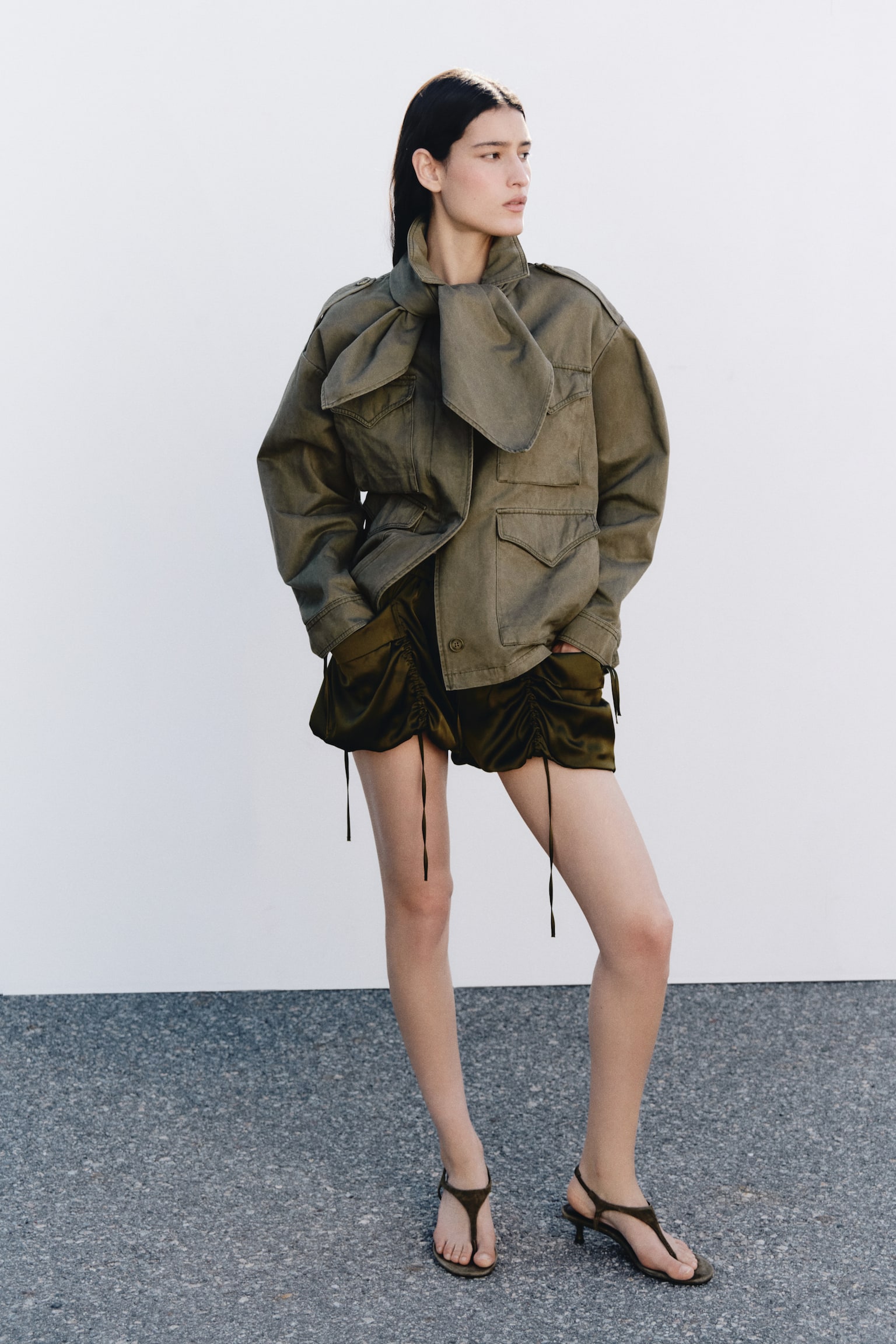 Женская куртка H&M Cotton Cargo, цвет: Хаки зелёный — фото 3