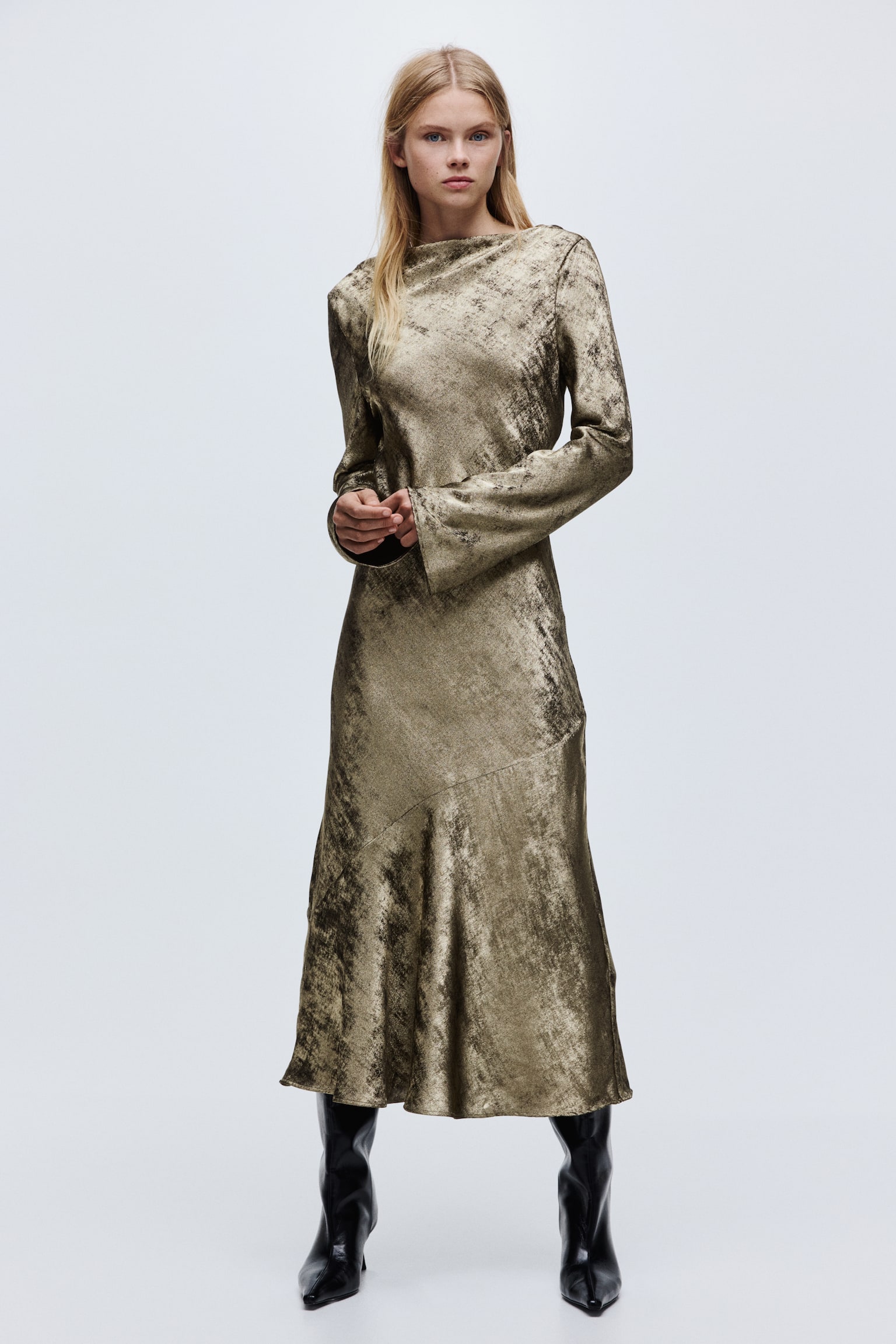 Rückenfreies Satinkleid - Gold-coloured - 5