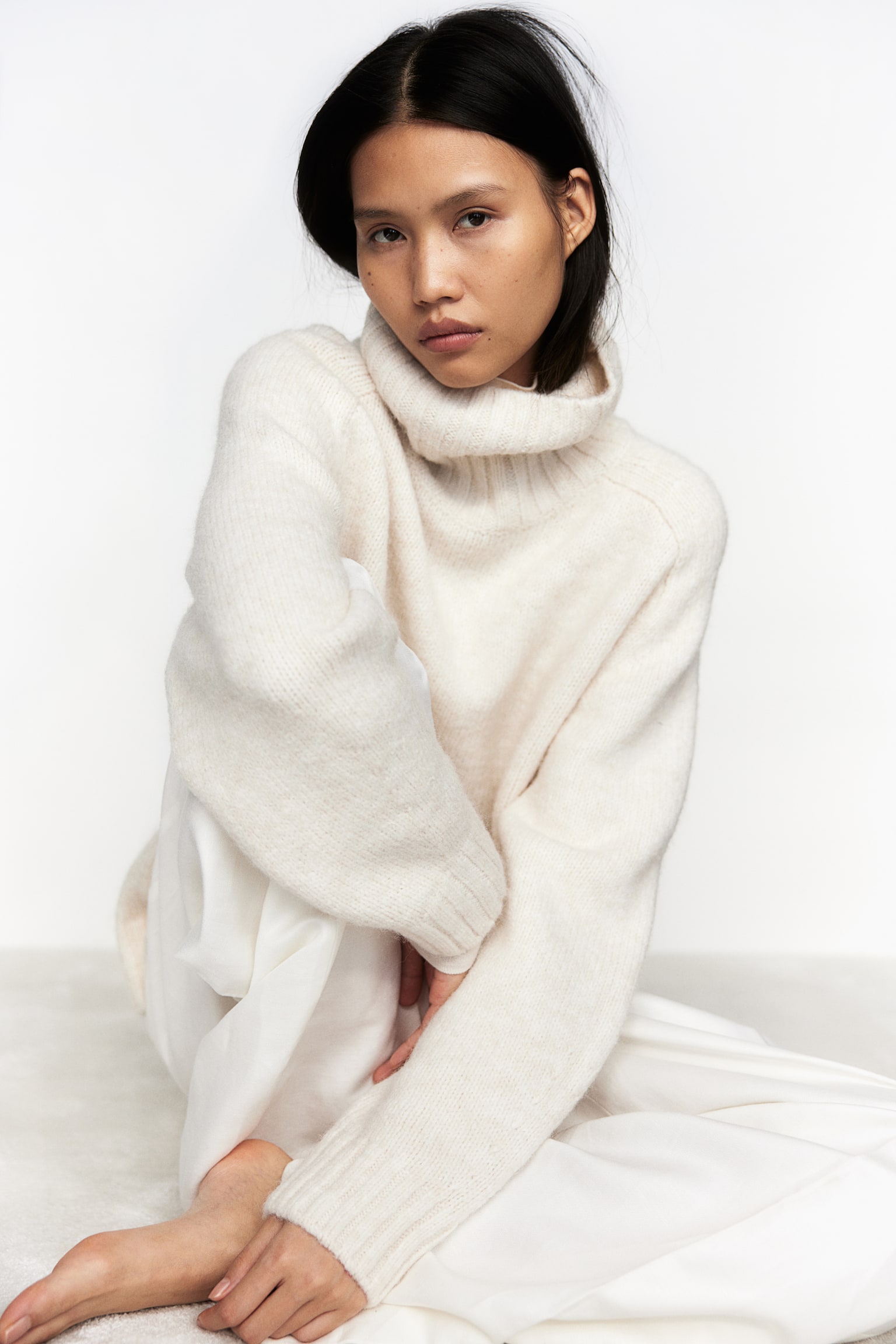 Oversized polo-neck jumper - Cream/Grey marl - 5