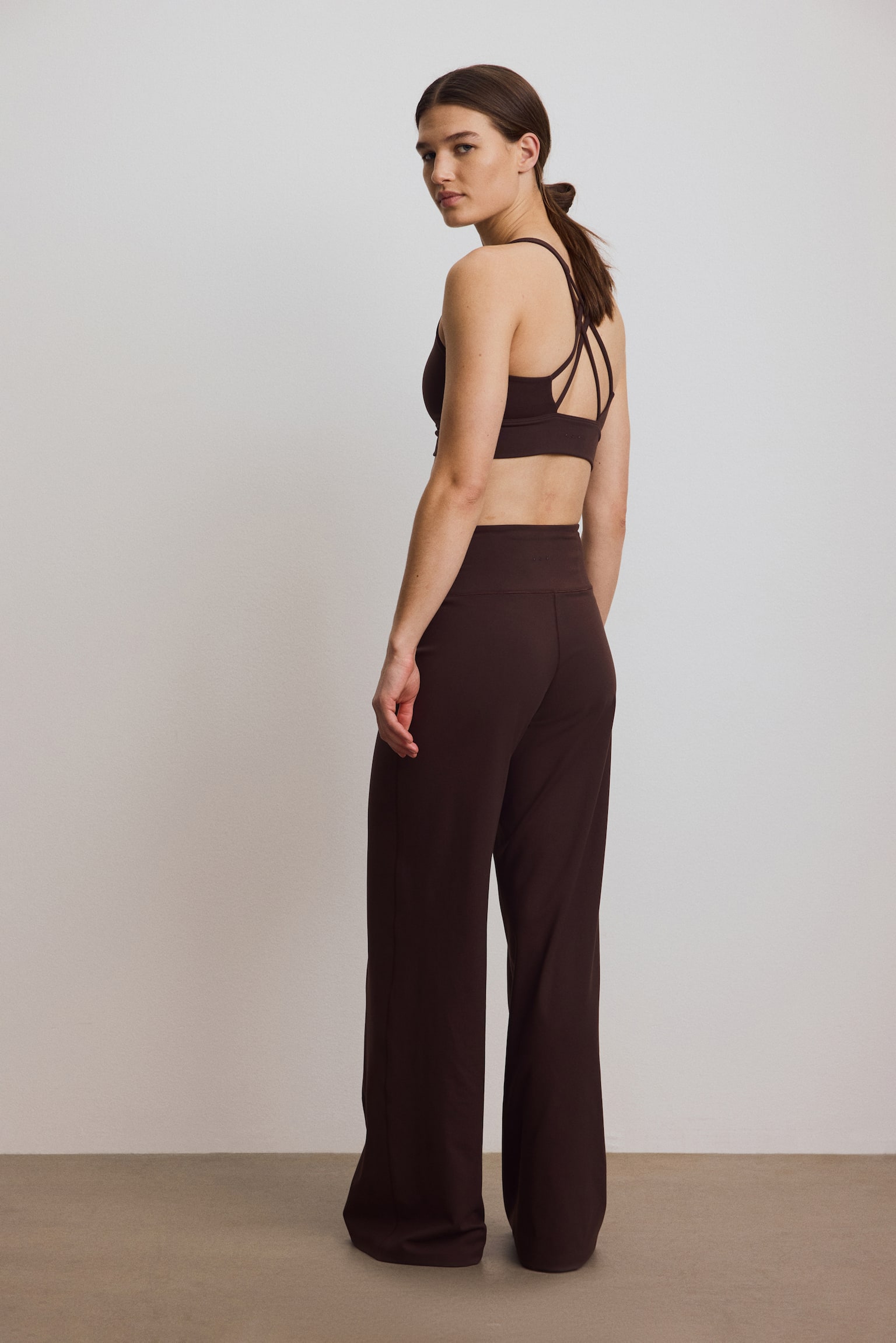 Wide sports leggings with SoftMove™ - Sıcak kahverengi/Siyah/Koyu kil grisi - 4