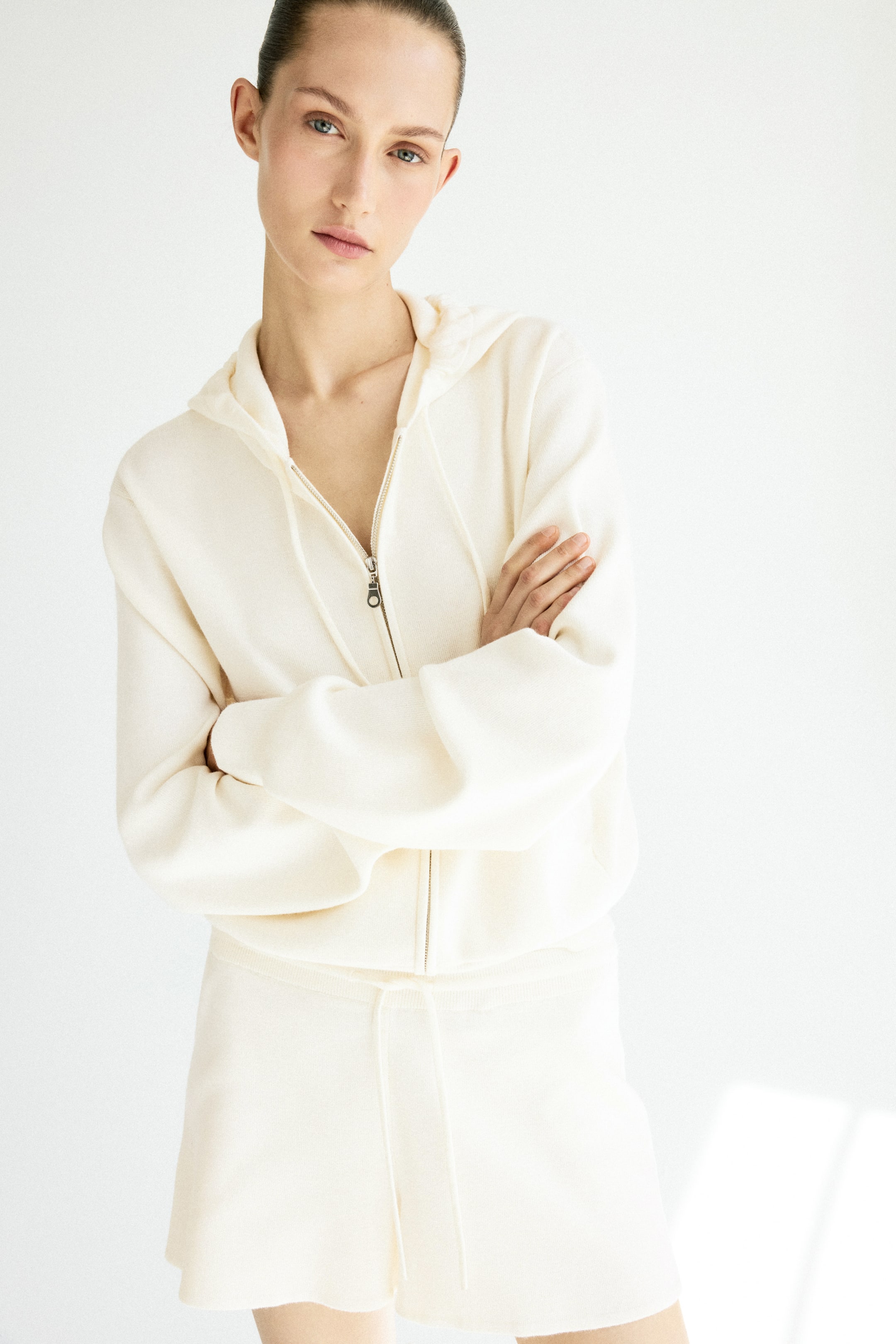 Fine-Knit Hooded Jacket