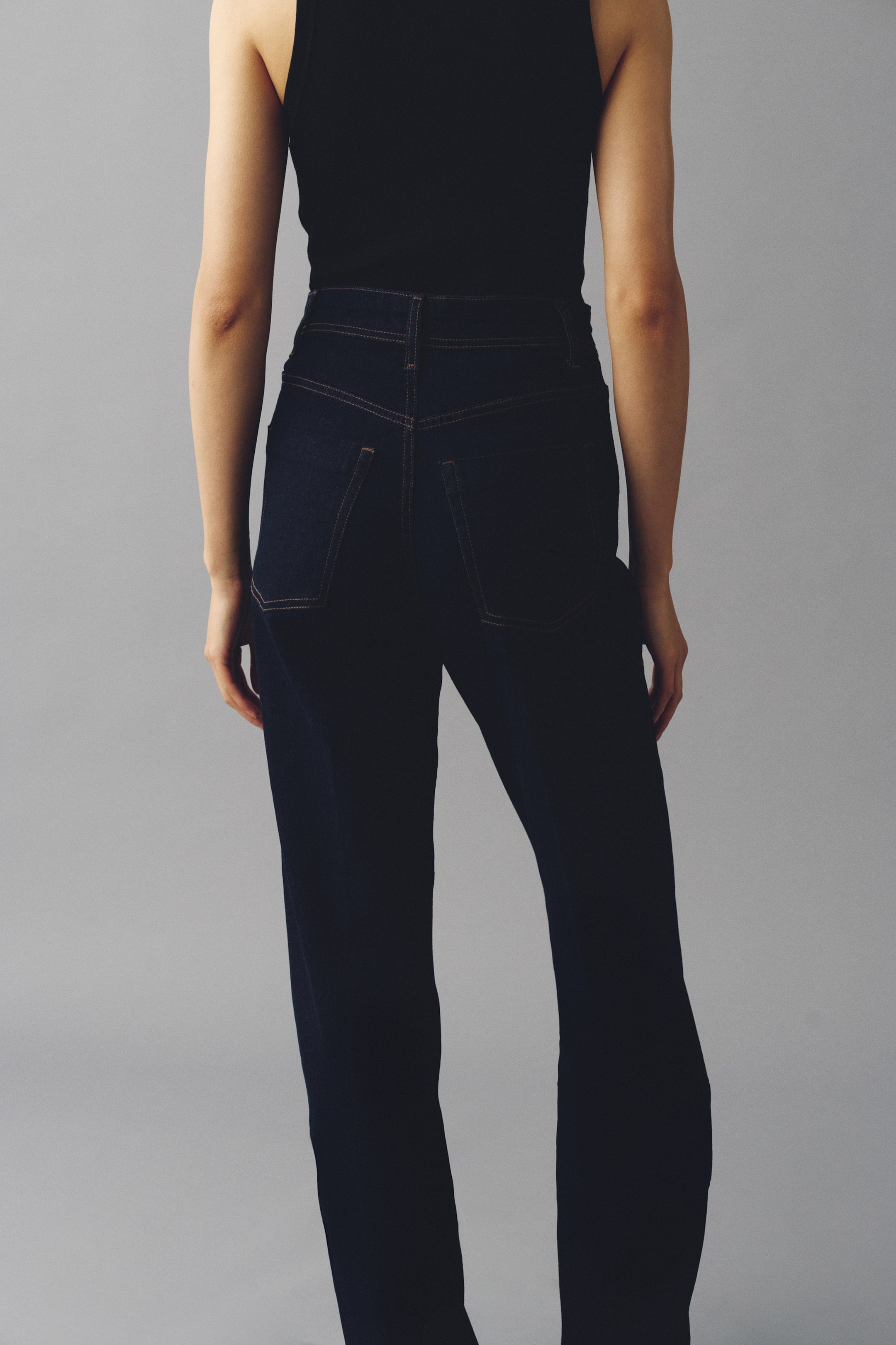 View larger image: Wide High Jeans - Dark denim blue - Ladies | H&M SG 4