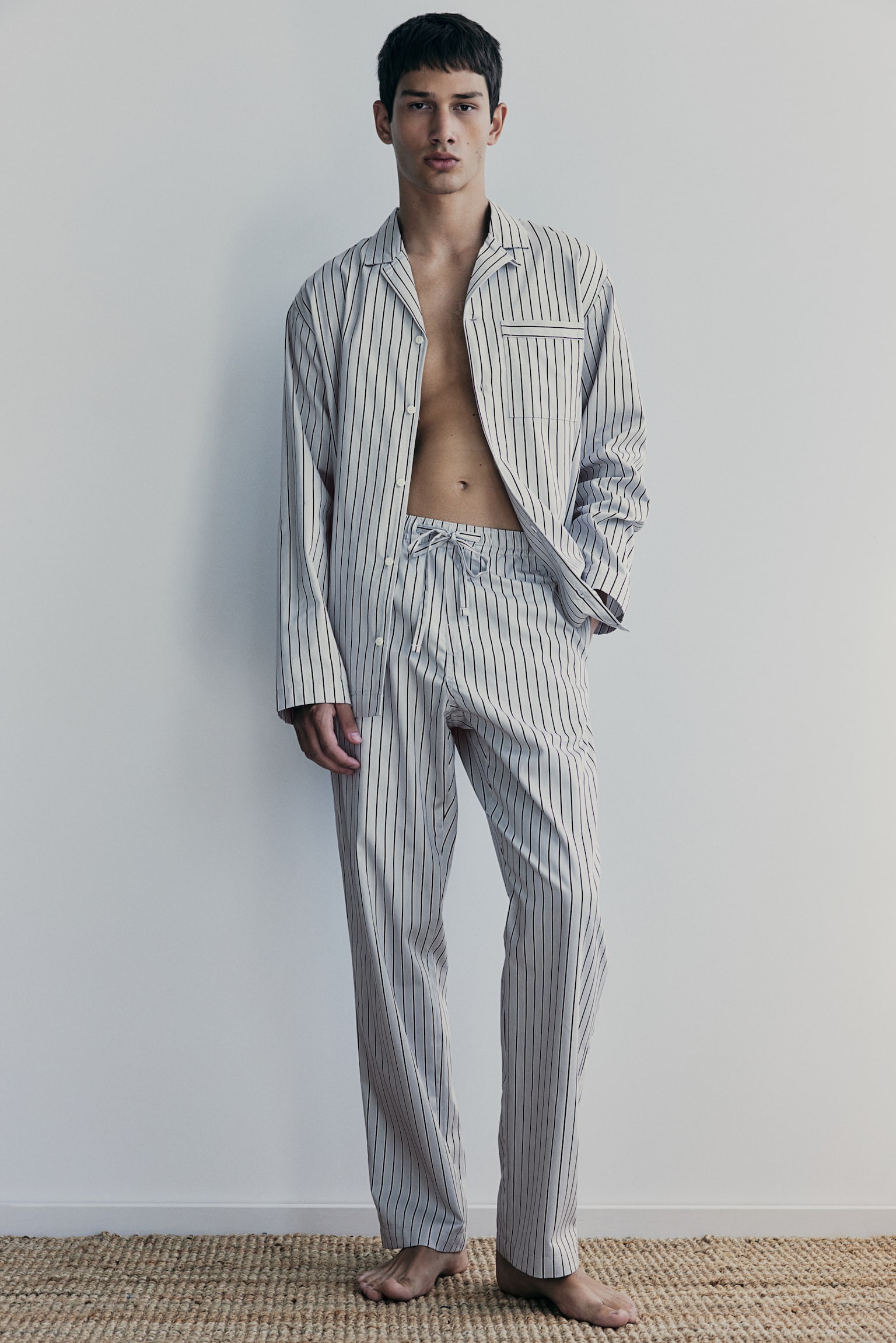 Relaxed Fit Pyjamas - White/Red striped/Light blue/Pinstriped - 7