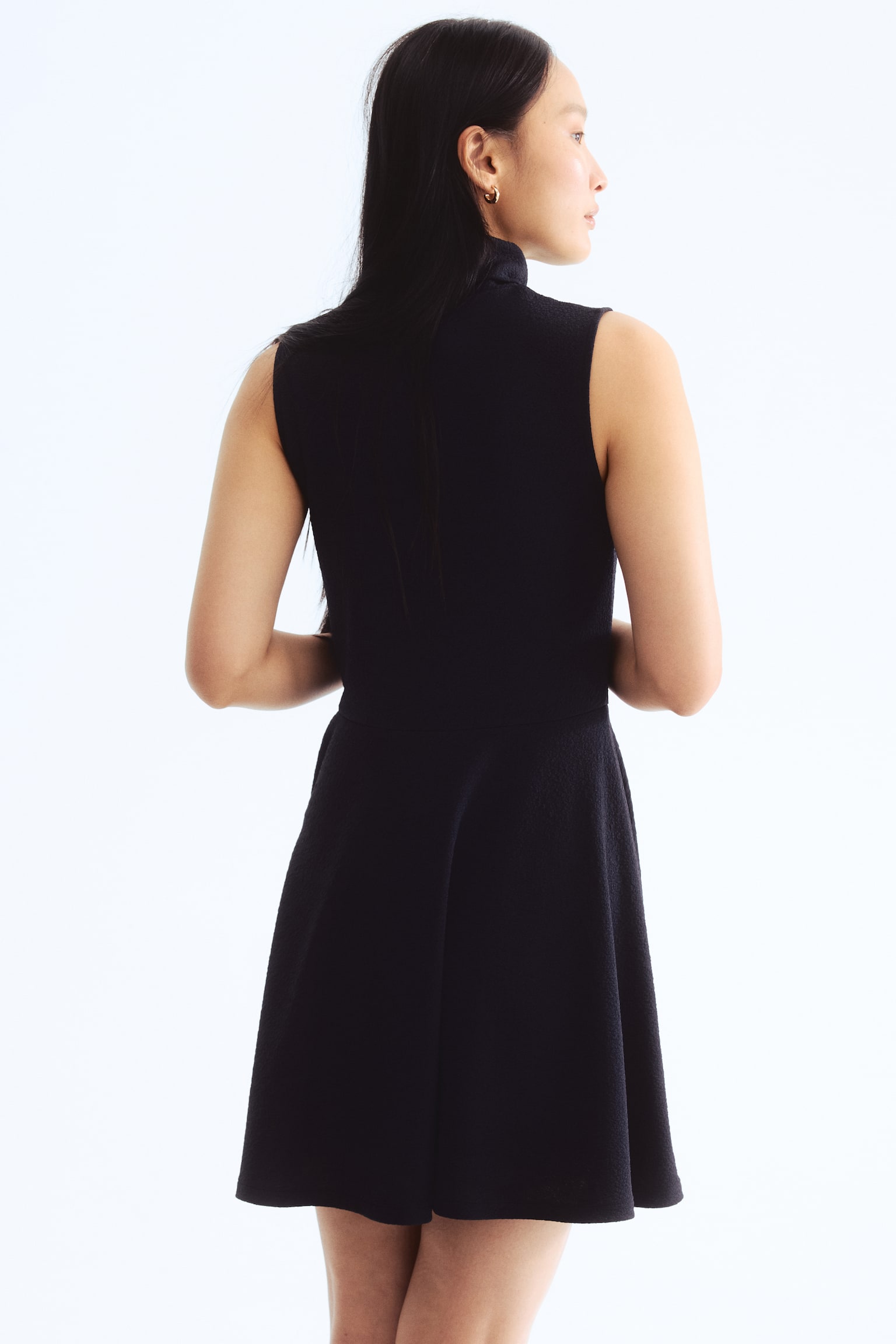 Váy cổ rùa - Màu xanh tím than/Màu kem - 4