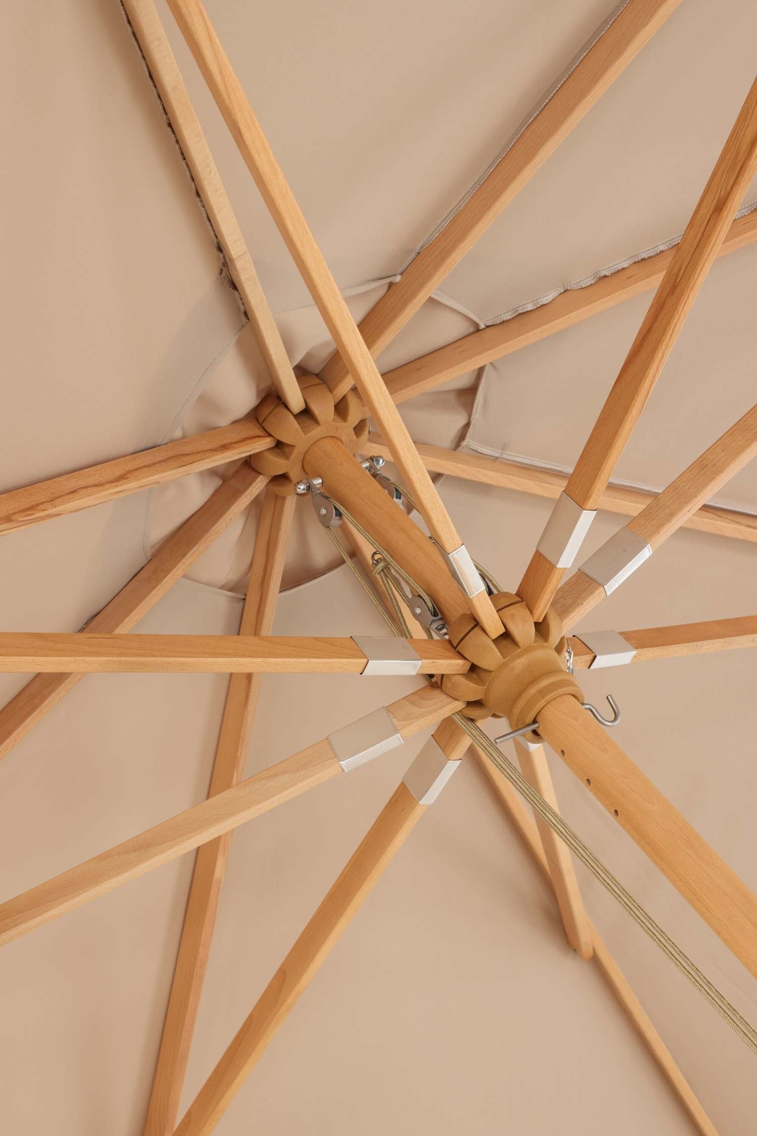 Naxos Parasol - Polyester, Brown/Polyester, Black