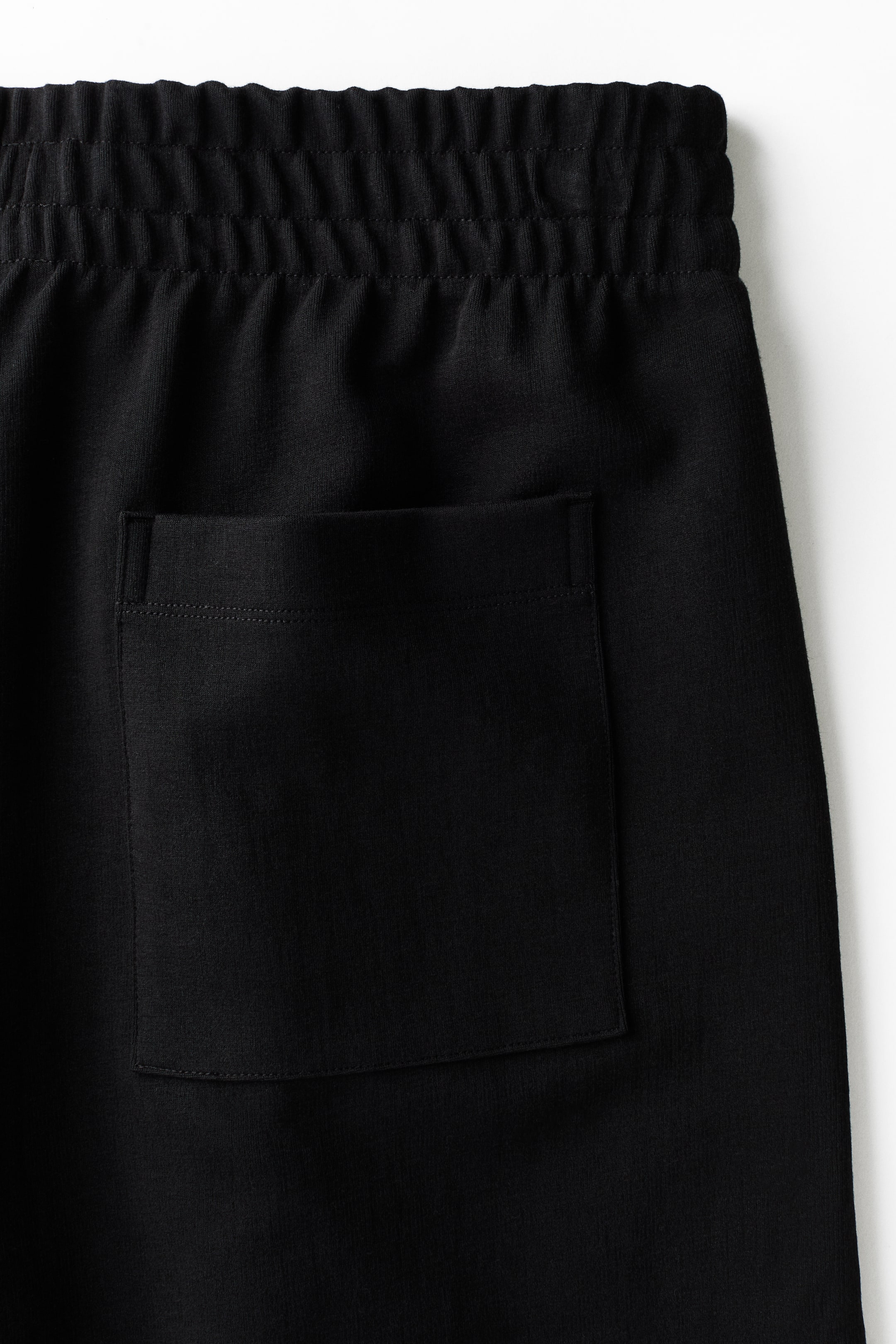 Relaxed-Fit Interlock Shorts