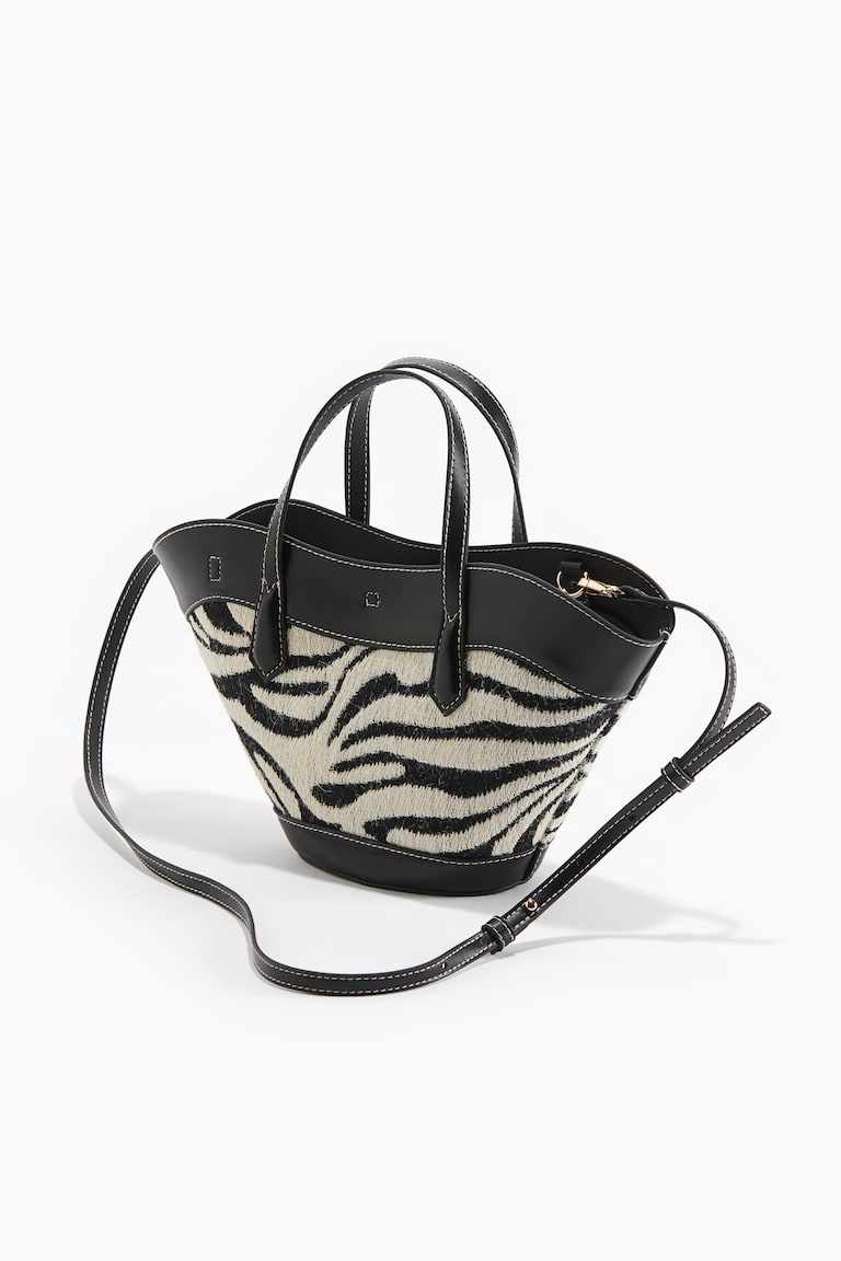 Jacquard-weave crossbody bag Cream/Zebra print Ladies H&M