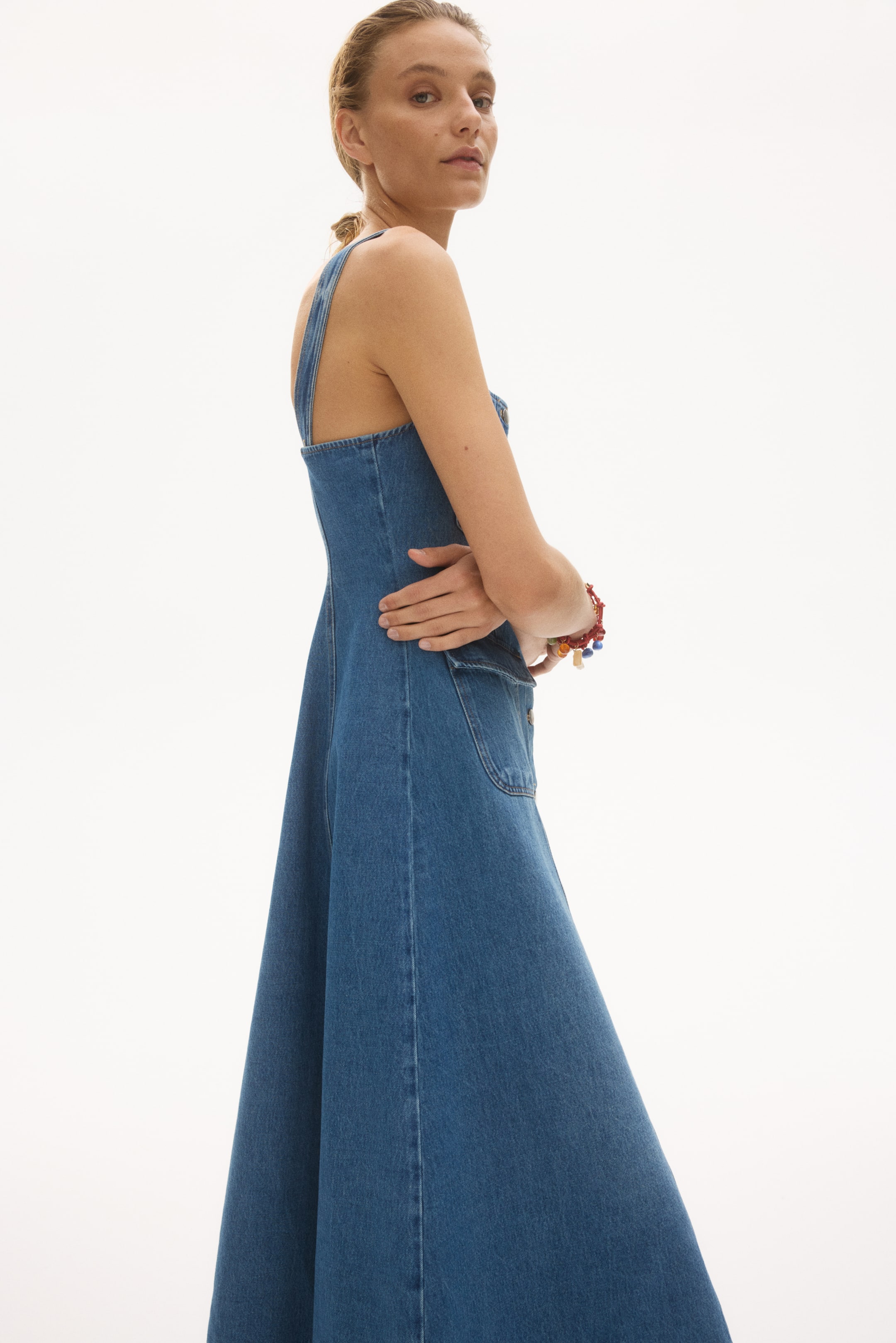 Robe à boutons en denim