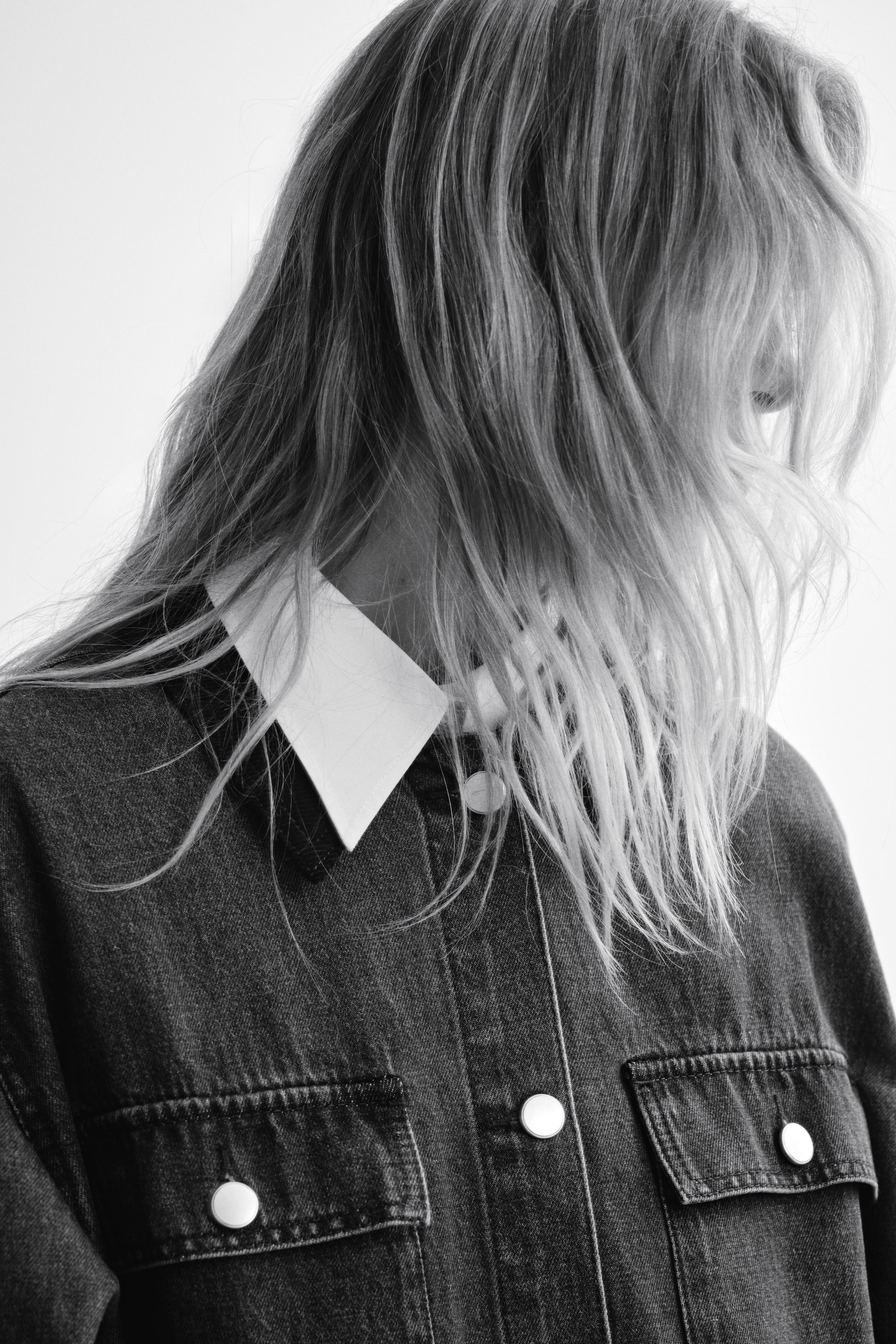 Женские куртки H&M Denim Jacket with Corduroy Collar — фото 5