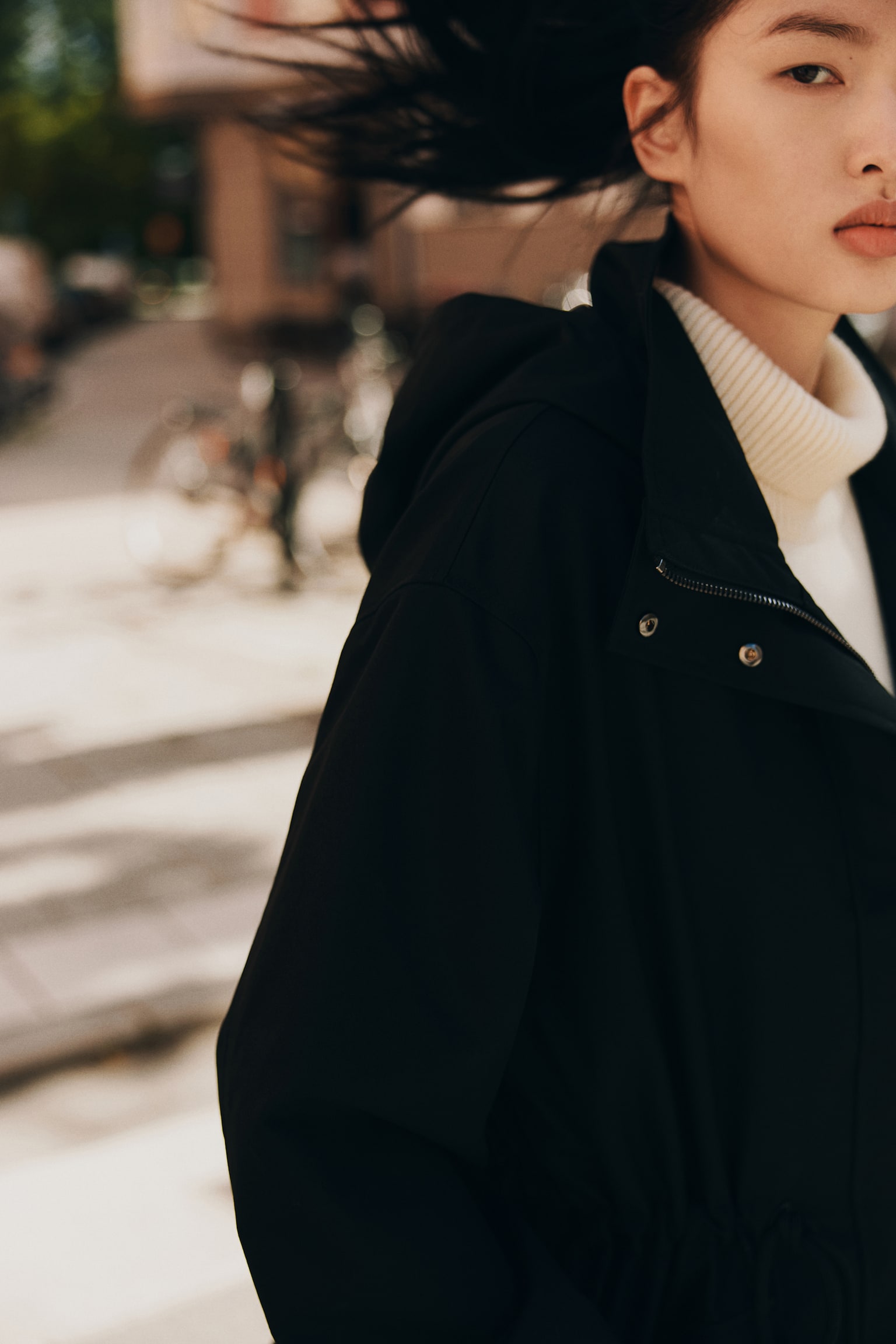 Oversized hooded parka - Black/Light beige - 1