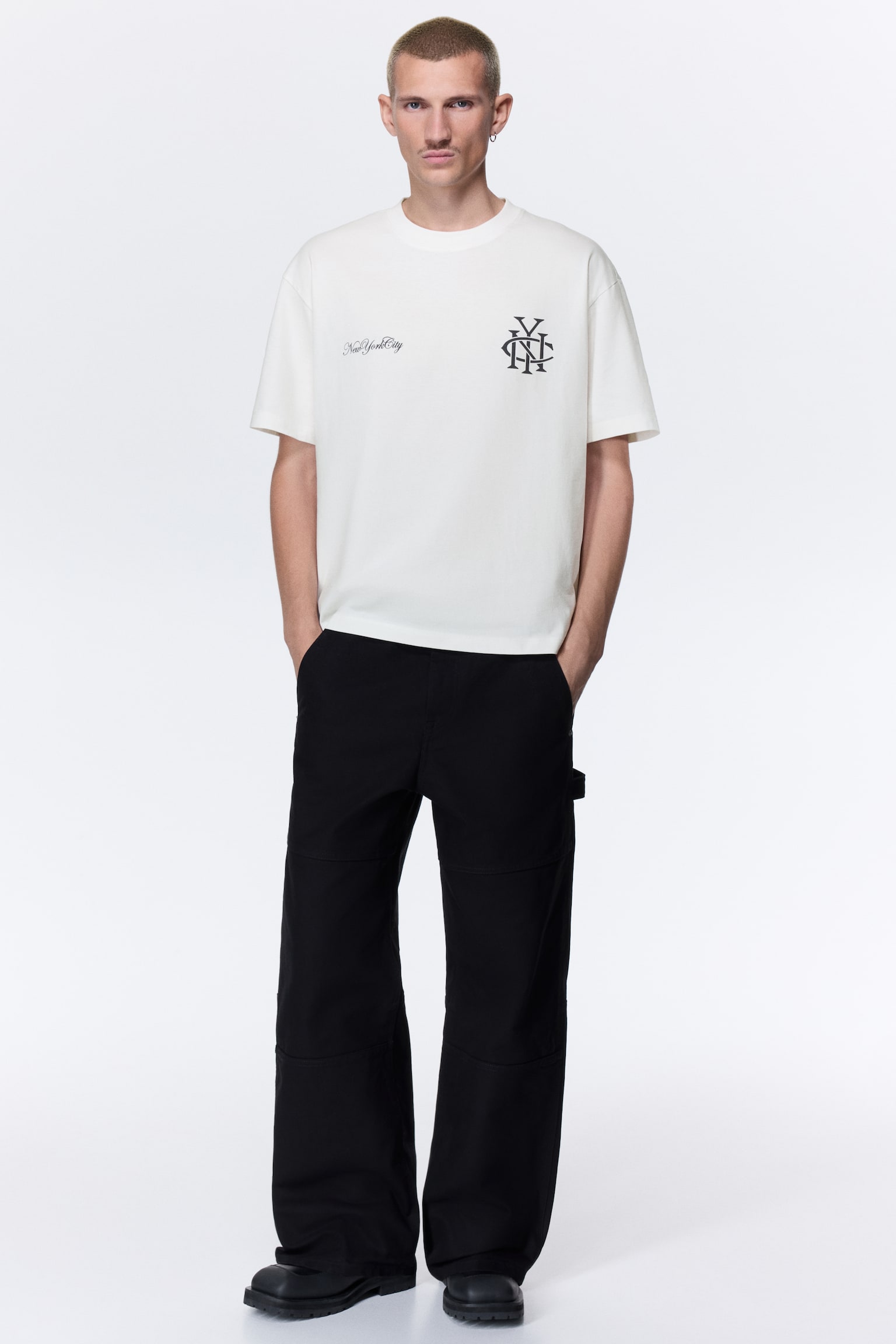 Áo thun in hình Loose Fit - Màu trắng/New York City/Xanh dương đậm/New York City/Màu tím/NYC/Màu trắng/Soho/Màu đen/Golden Sunset/Màu be/Run Wild - 6